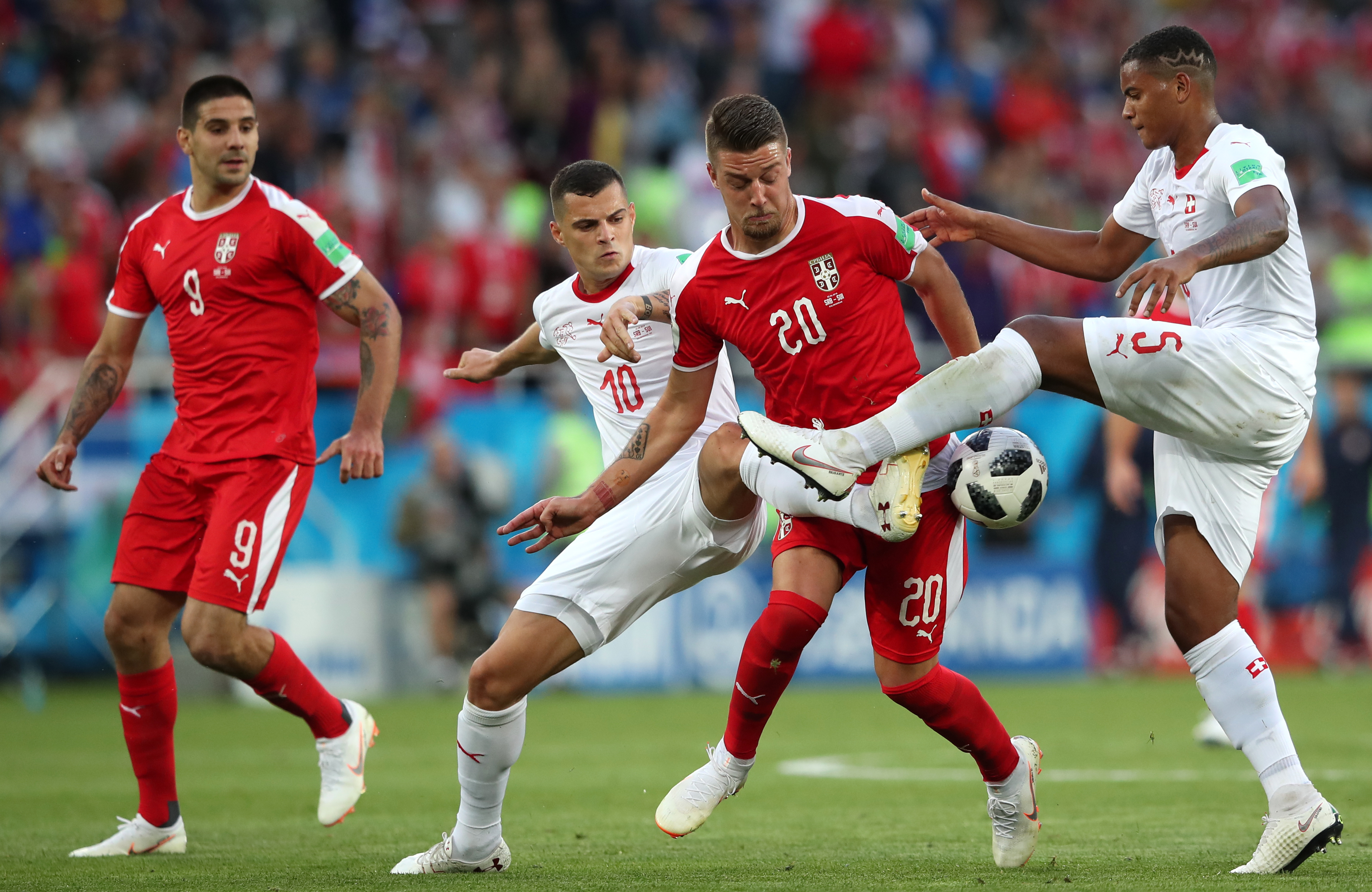 Serbia - Elveția 1-2, în Grupa E de la Campionatul Mondial de fotbal Rusia 2018. A înscris ”tancul” Mitrovici. Xkaka și Shaqiri au întors scorul! / FOTO&VIDEO