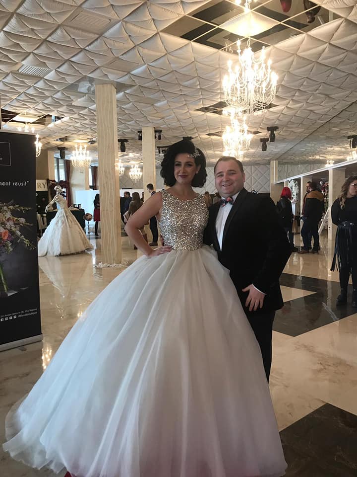 Mirela a făcut alegerea după ce a fost la târgul de nunți de la Cluj. "Știu exact ce îmi doresc peste câteva luni" | FOTO