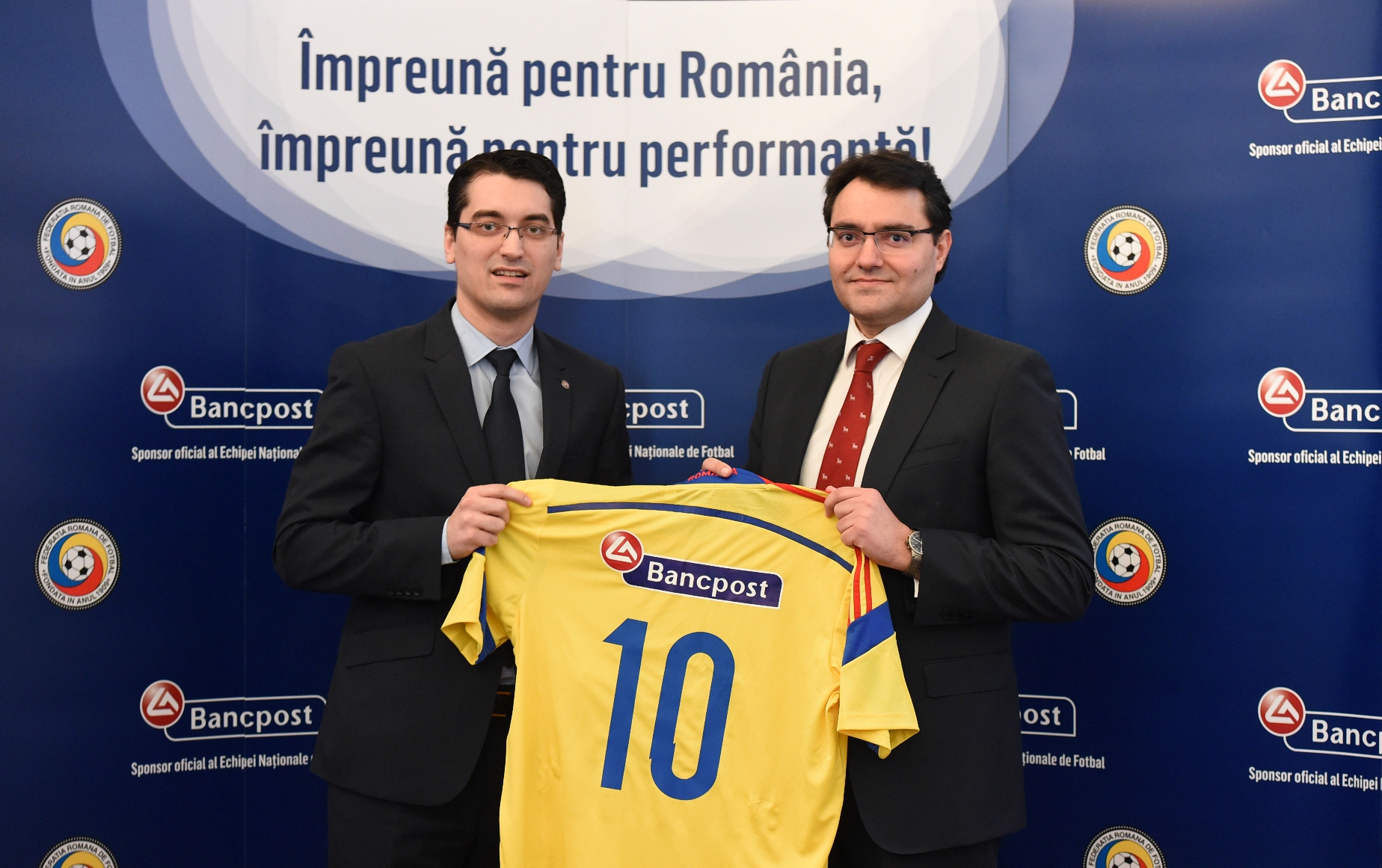 FRF a găsit bani de prime pentru calificare: a dat lovitura la o bancă!