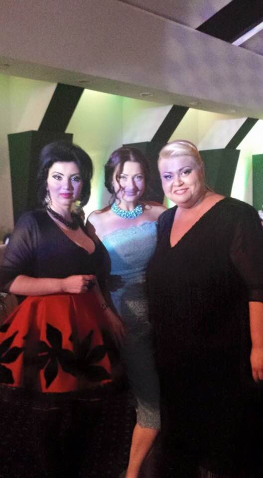 Adriana Bahmuțeanu are probleme cu banii? Ce se întâmplă cu salonul de înfrumusețare și atelierul de croitorie pe care le avea cu prietena ei | FOTO