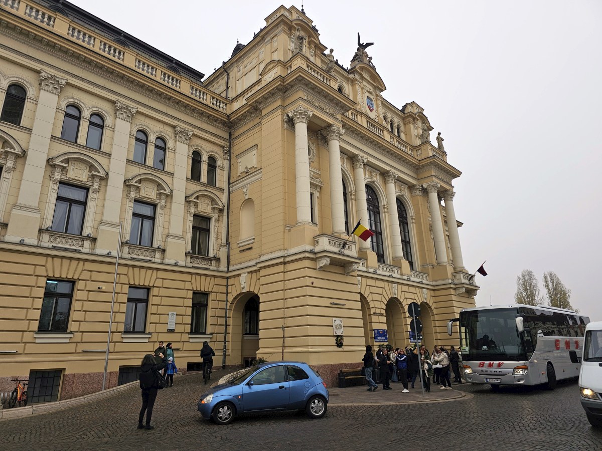 Descoperă Băile Felix și Oradea: două bijuterii ale turismului din vestul României, aproape una de alta. Se îmbină relaxarea termală cu eleganța urbană