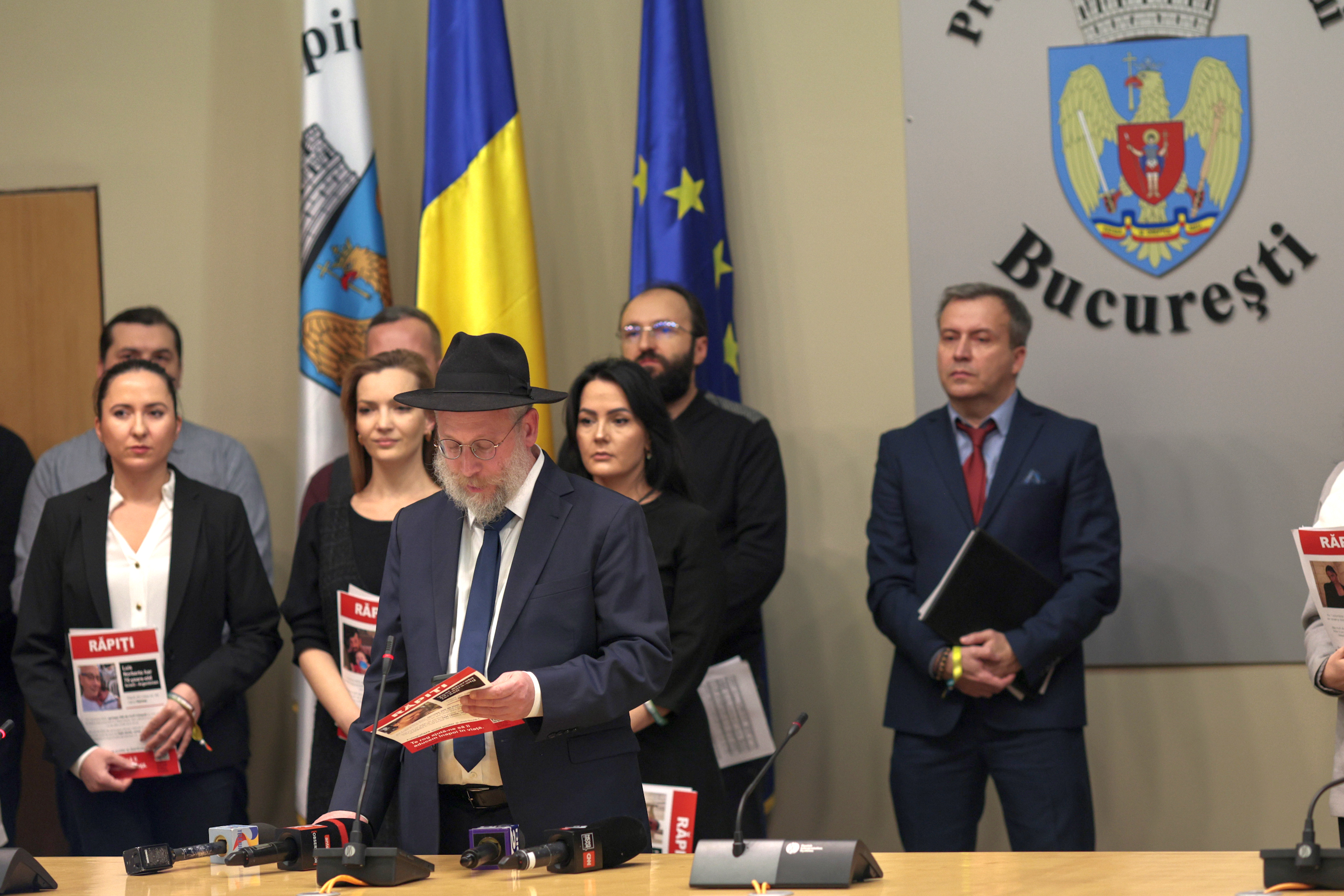 FOTO. 100 de zile de la începutul războiului. La București a avut loc o acţiune de solidaritate cu ostaticii răpiţi de Hamas în Fâşia Gaza