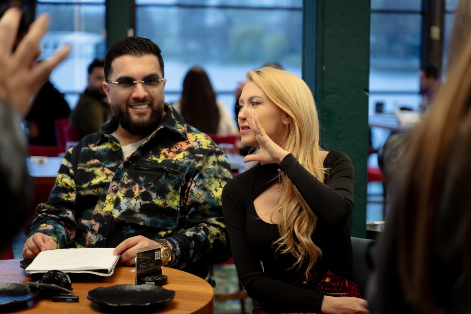 Anunțul făcut după ce Smiley, Tzancă Uraganu, Andreea Bălan și Iuliana Beregoi au fost surprinși împreună la masă: „Concep un plan”