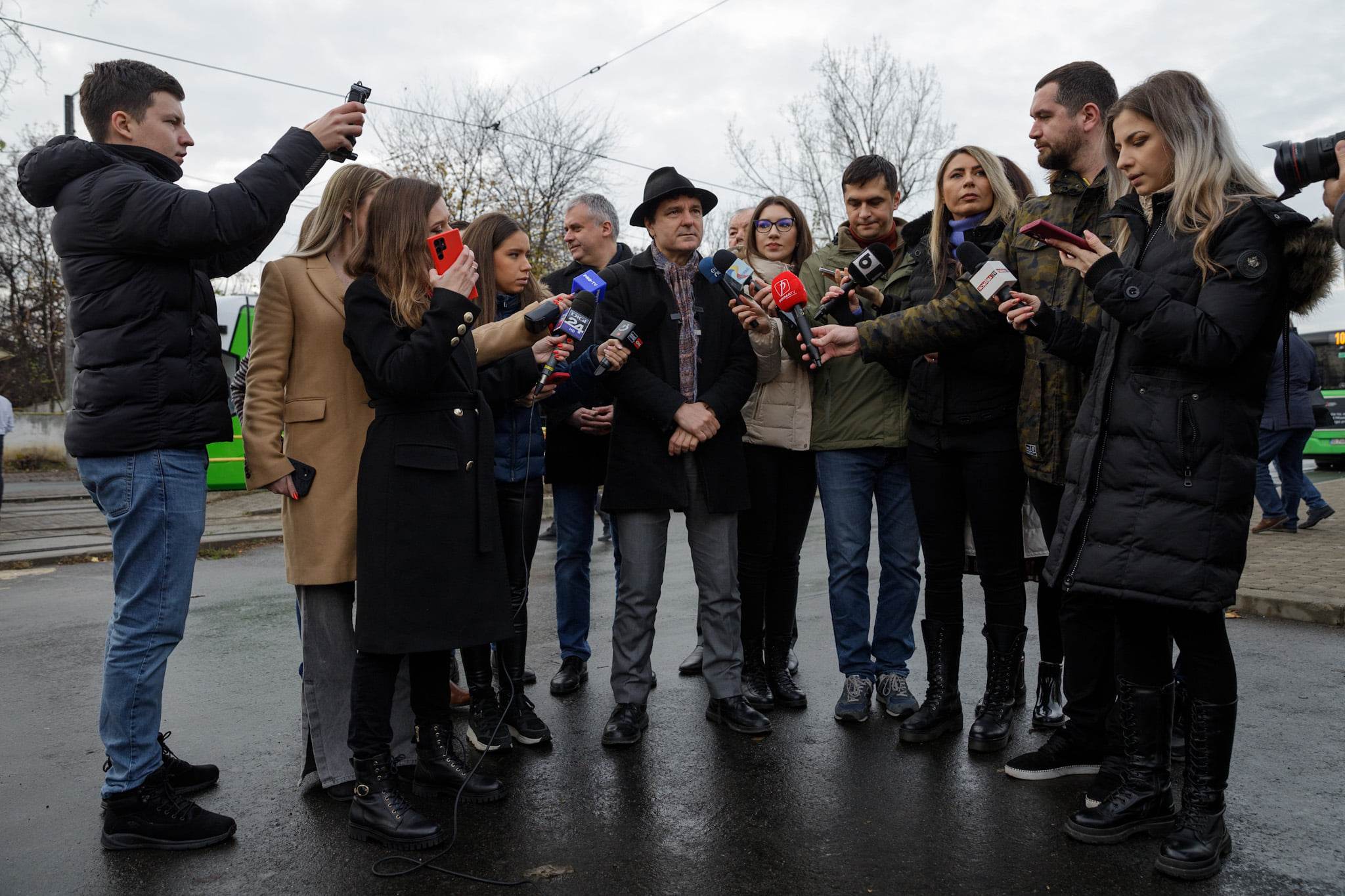 Primele 15 tramvaie Astra au fost puse în circulație. Primarul Capitalei: „Este un moment de bucurie pentru Bucureşti”. FOTO