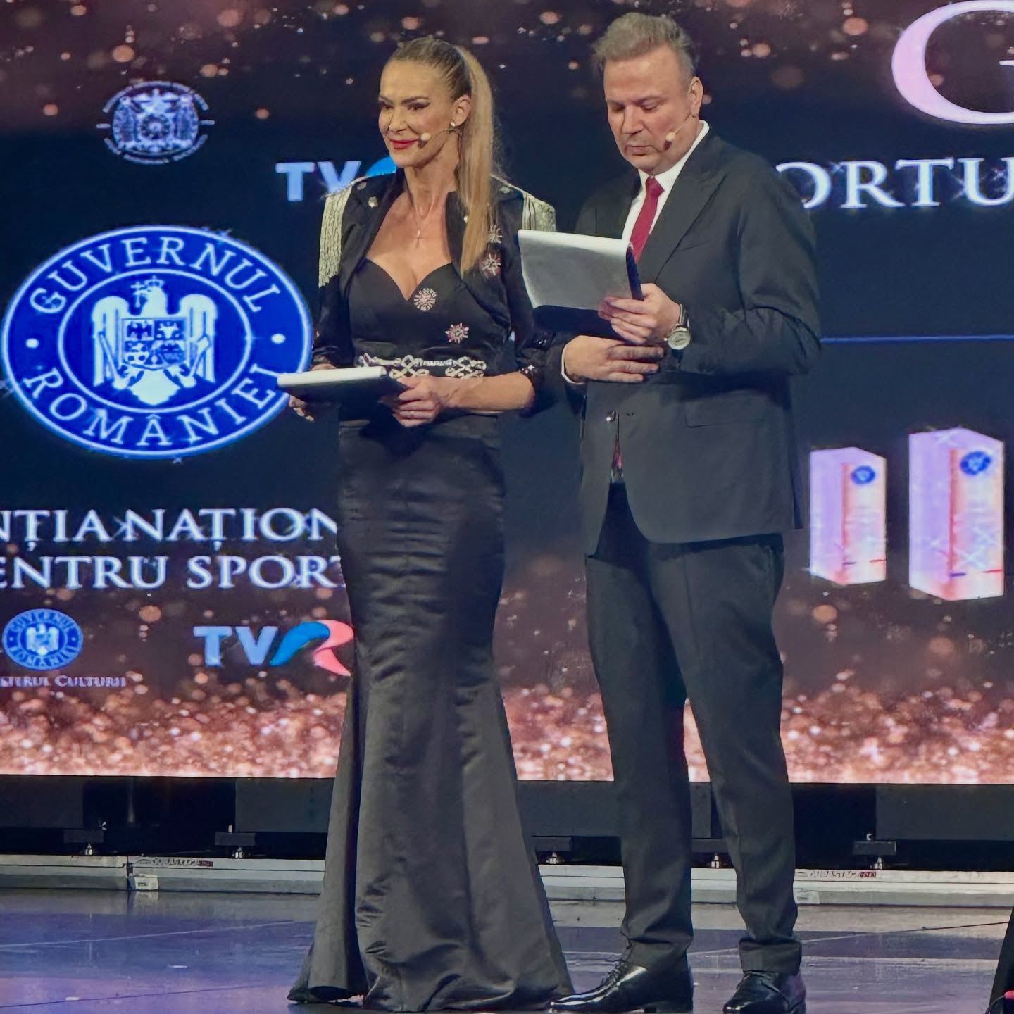 Ilie Năstase a urcat cu un scaun pe scenă la Gala Sportului. Gestul făcut înainte să îi înmâneze premiul Simonei Halep
