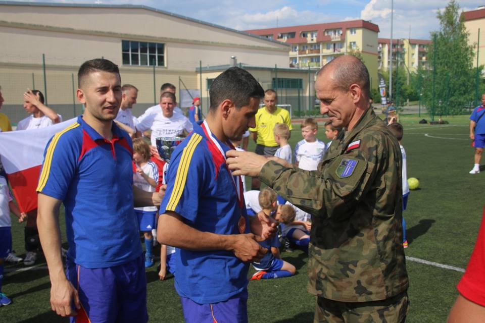 Polonezii ne-au învins și echipa de militari aflată într-o misiune NATO | FOTO&VIDEO