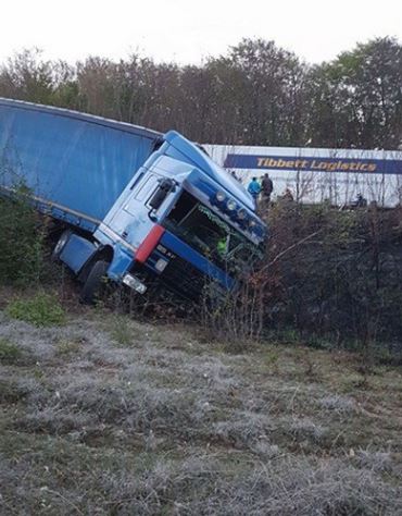 Accident înfiorător în estul județului Timiș. O femeie a murit și o alta a fost rănită