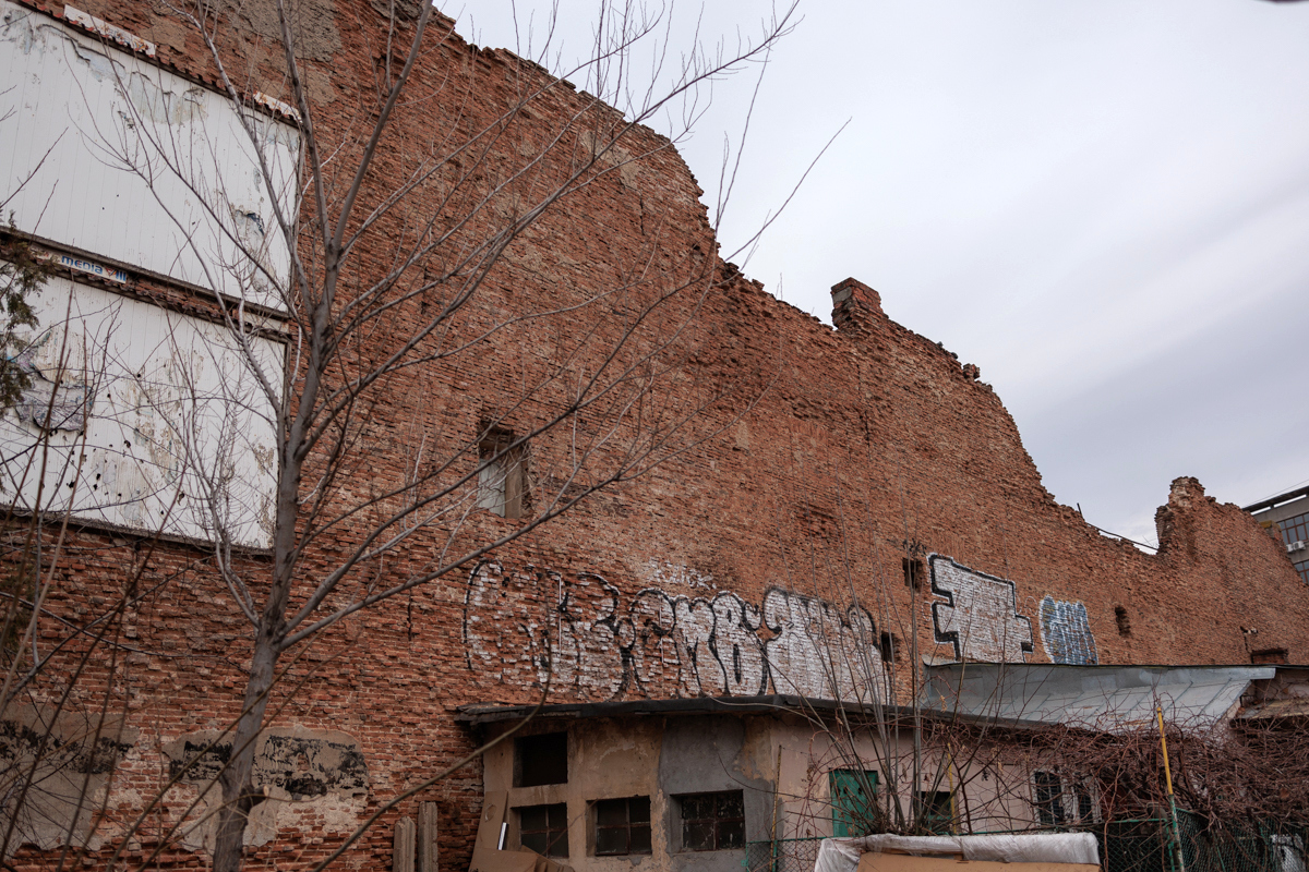Încep lucrările la Hanul Solacolu, la 165 de ani de la construcție și 24 de când a fost evacuat ultimul chiriaș