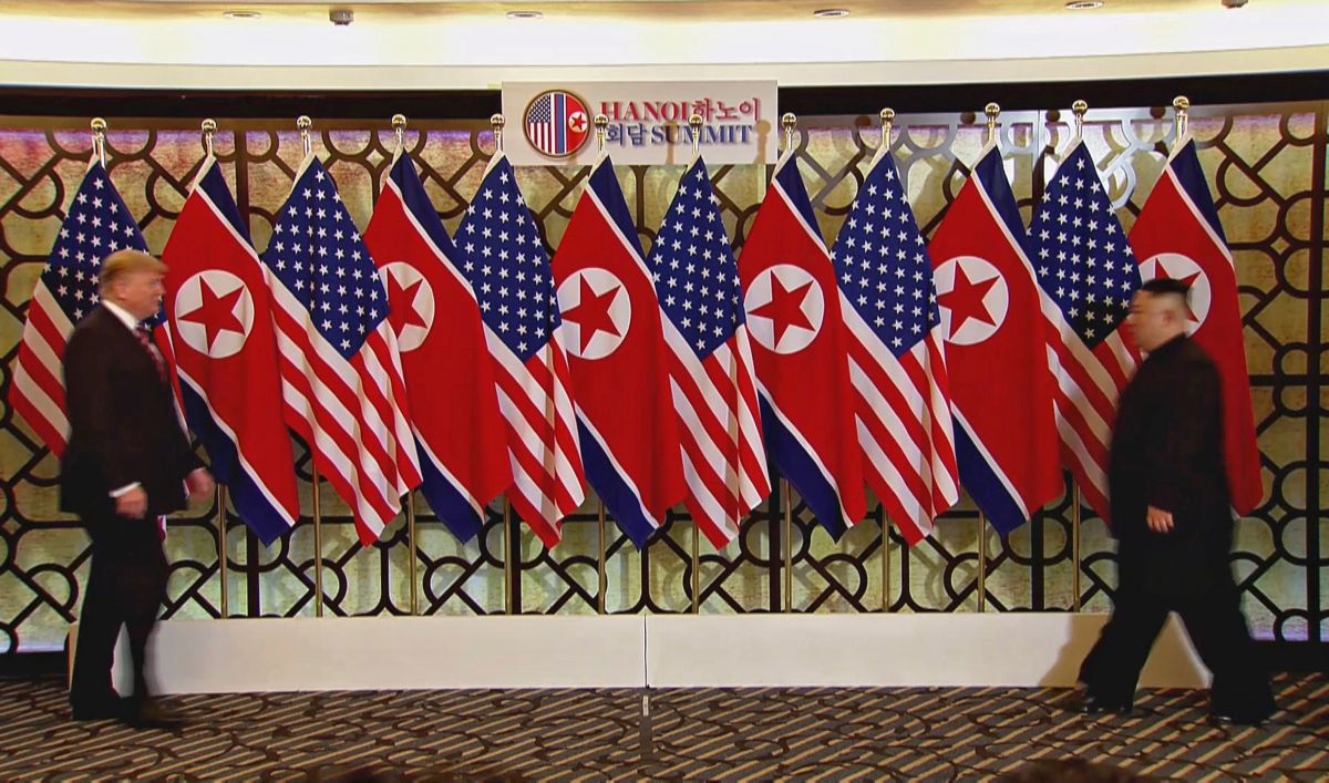 Donald Trump și Kim Jong-un s-au întâlnit la Hanoi. Mesajul președintelui american pentru omologul nord-coreean