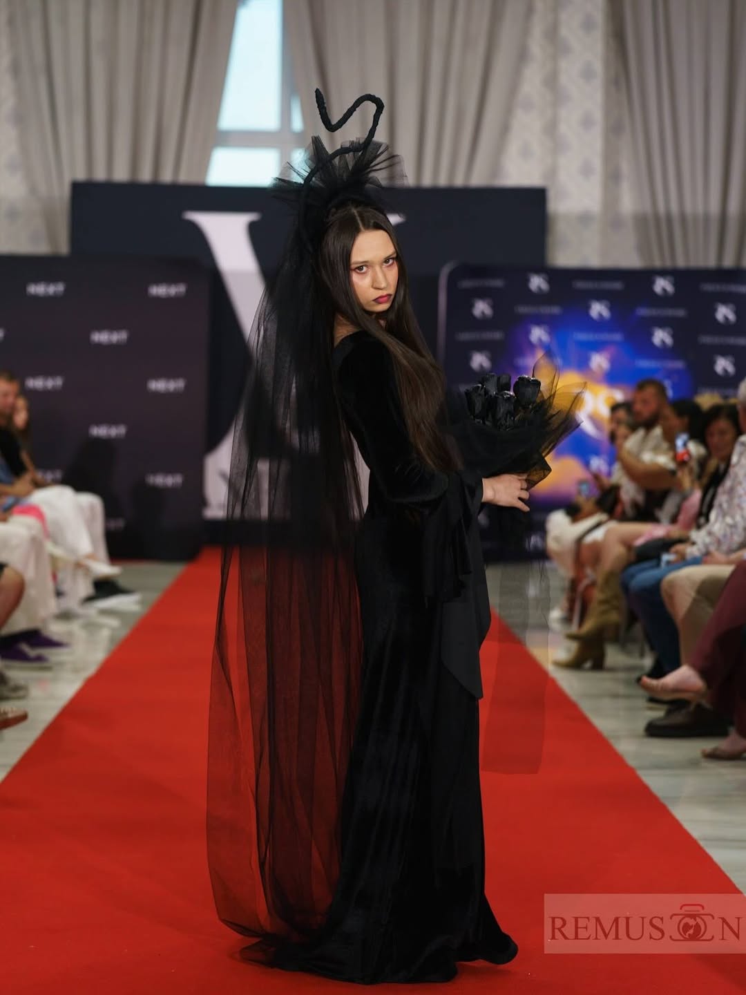 Fiica lui Teo Trandafir a urcat pentru prima dată pe podium: „Îmi doresc să vă arăt un pic mai mult cine sunt”. Ce sfat a primit Maia de la mama sa