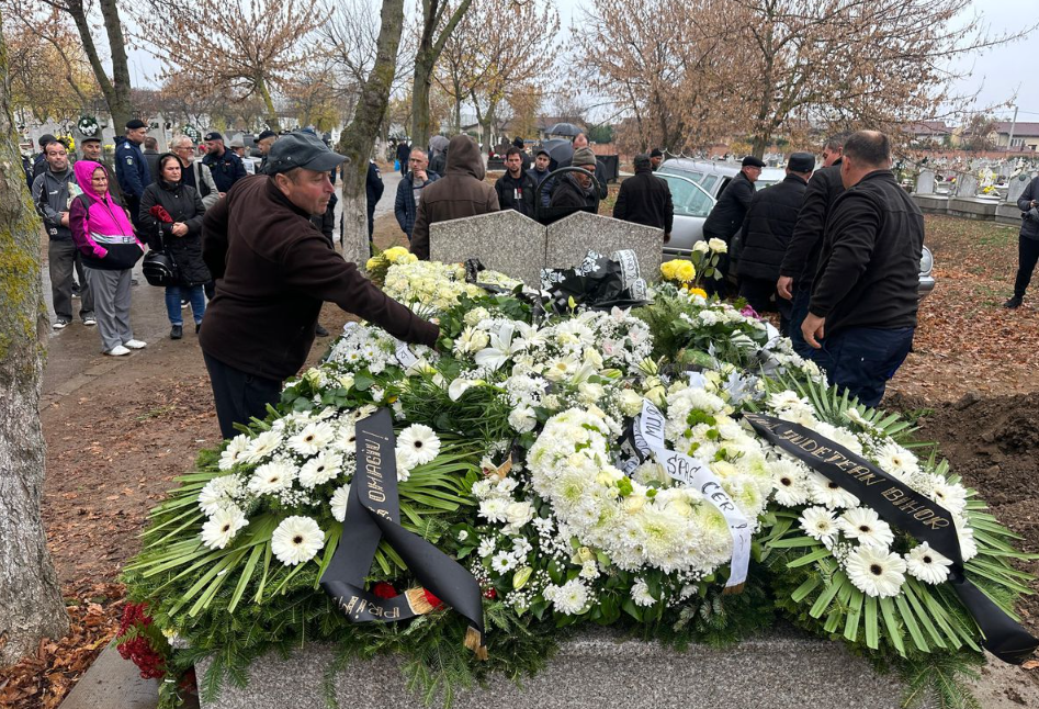 Ultimul meci al lui Emeric Ienei: sute de oameni și onoruri militare la înmormântarea de la Oradea