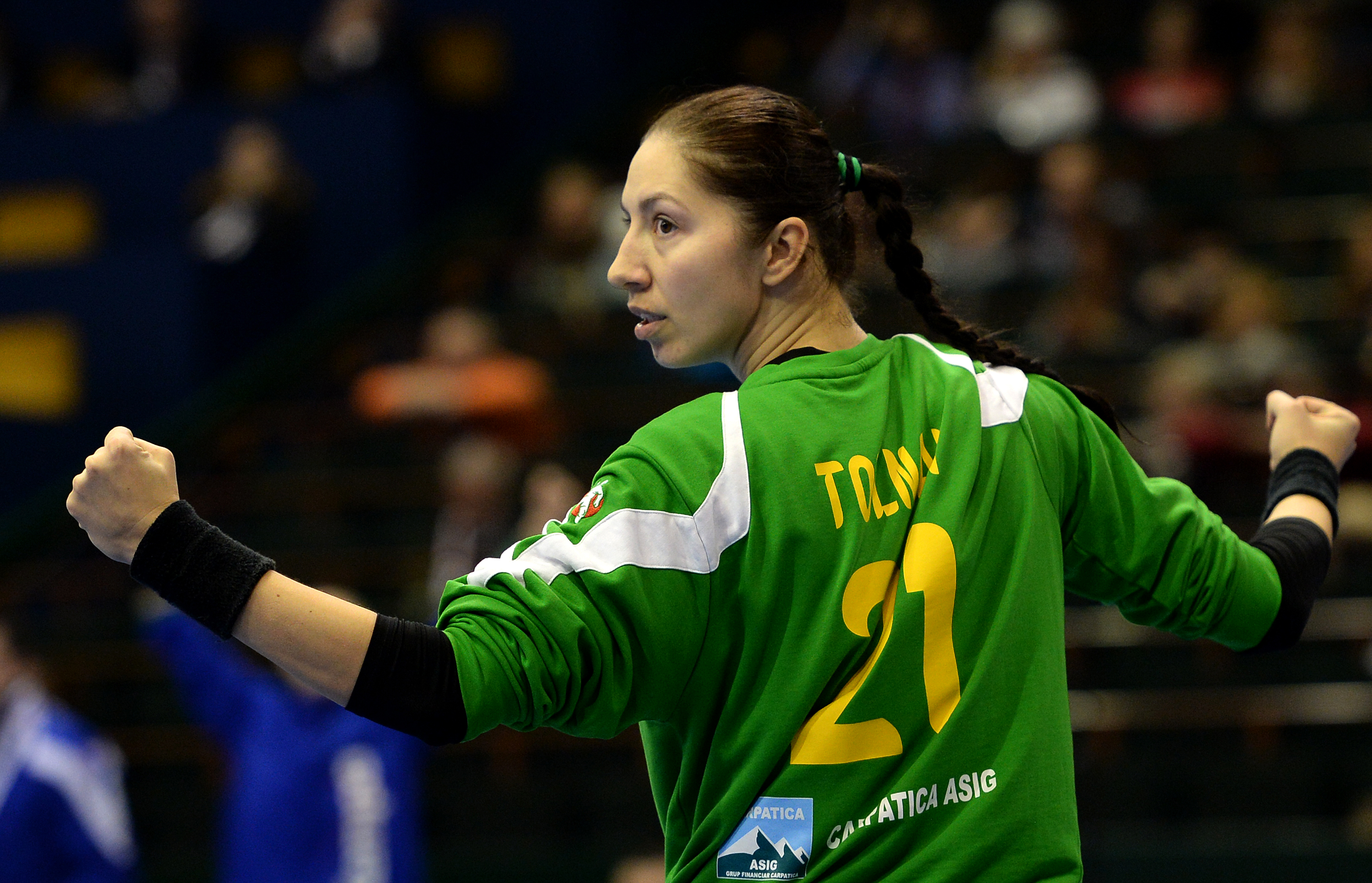 INTERVIU EXCLUSIV/Talida Tolnai, handbalista medaliată cu bronz la Euro 2010, e vânzătoare în Zalău. ”Am fugit de sport, sunt fericită acum!”
