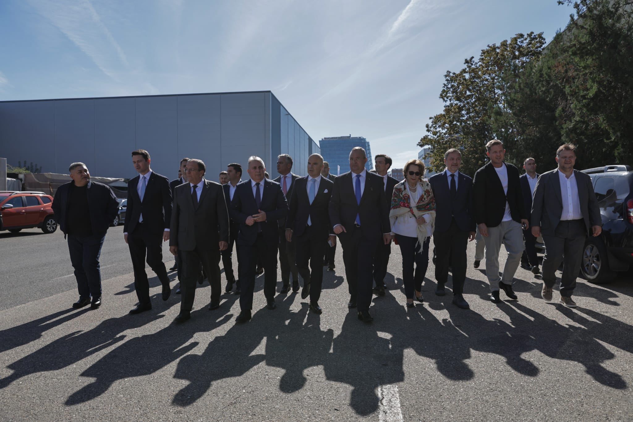 Nicolae Ciucă şi-a depus candidatura la alegerile prezidenţiale: „România are nevoie de o viziune de dreapta”