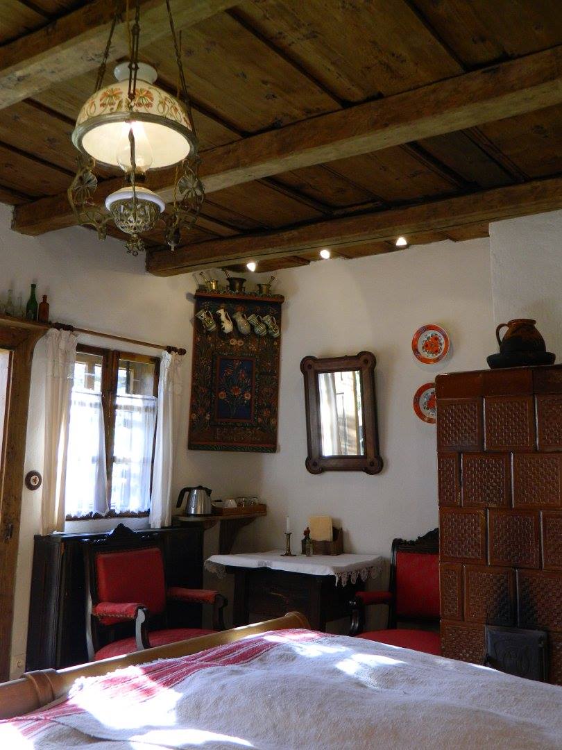 The New York Times a vizitat înainte de încoronare casa din Transilvania a regelui Charles, una dintre cele 56 de cabane, 12 case și 7 palate pe care acesta le deține