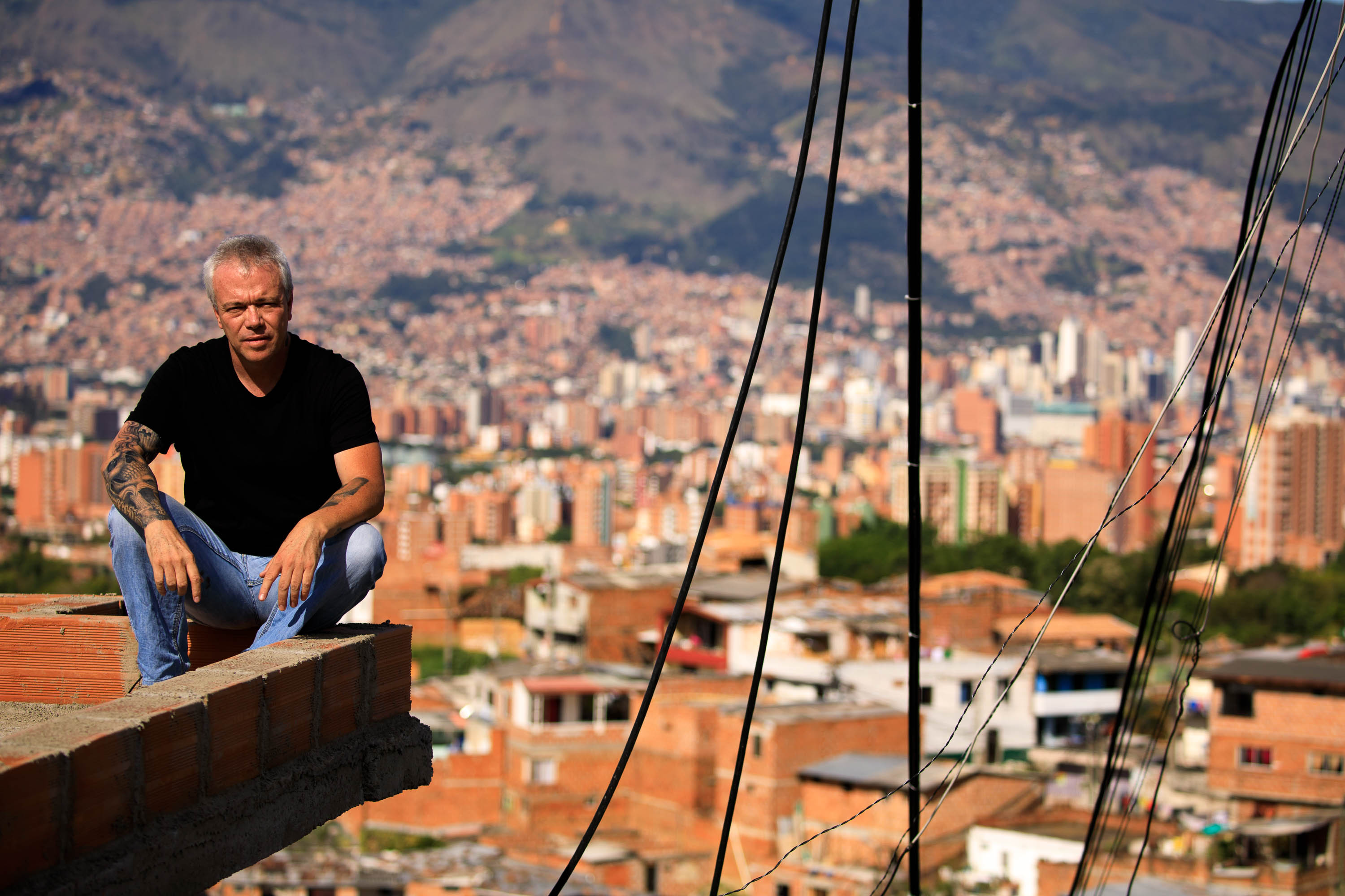 FOTO | De la asasin, la star pe YouTube. Viața lui Popeye, criminalul preferat al lui Pablo Escobar