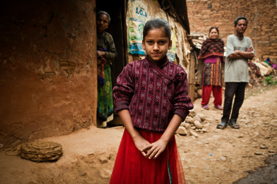 Campania “Bucurie pentru Nepal”. Românii au construit două școli în Nepal. A început construcția celei de-a treia școli