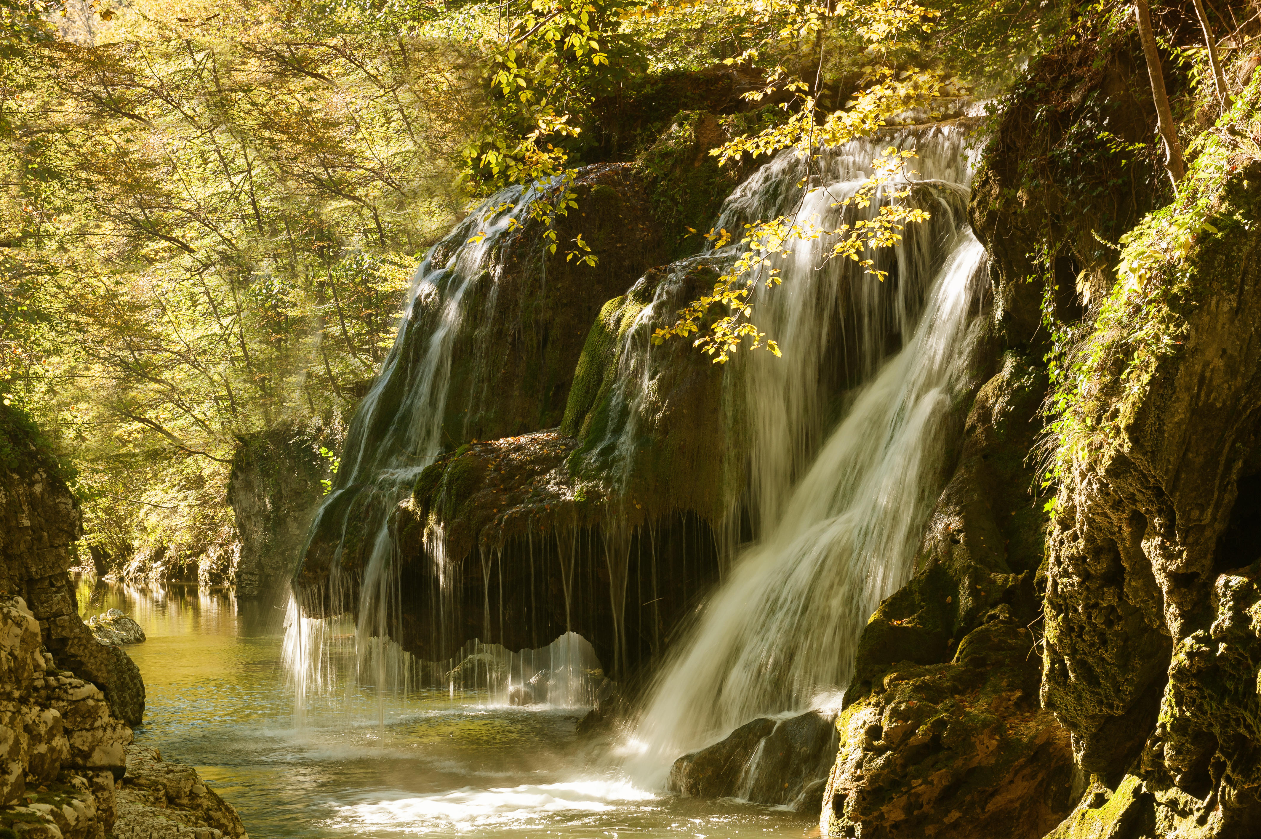 Cascada Bigăr s-a prăbușit. Ce spun autoritățile