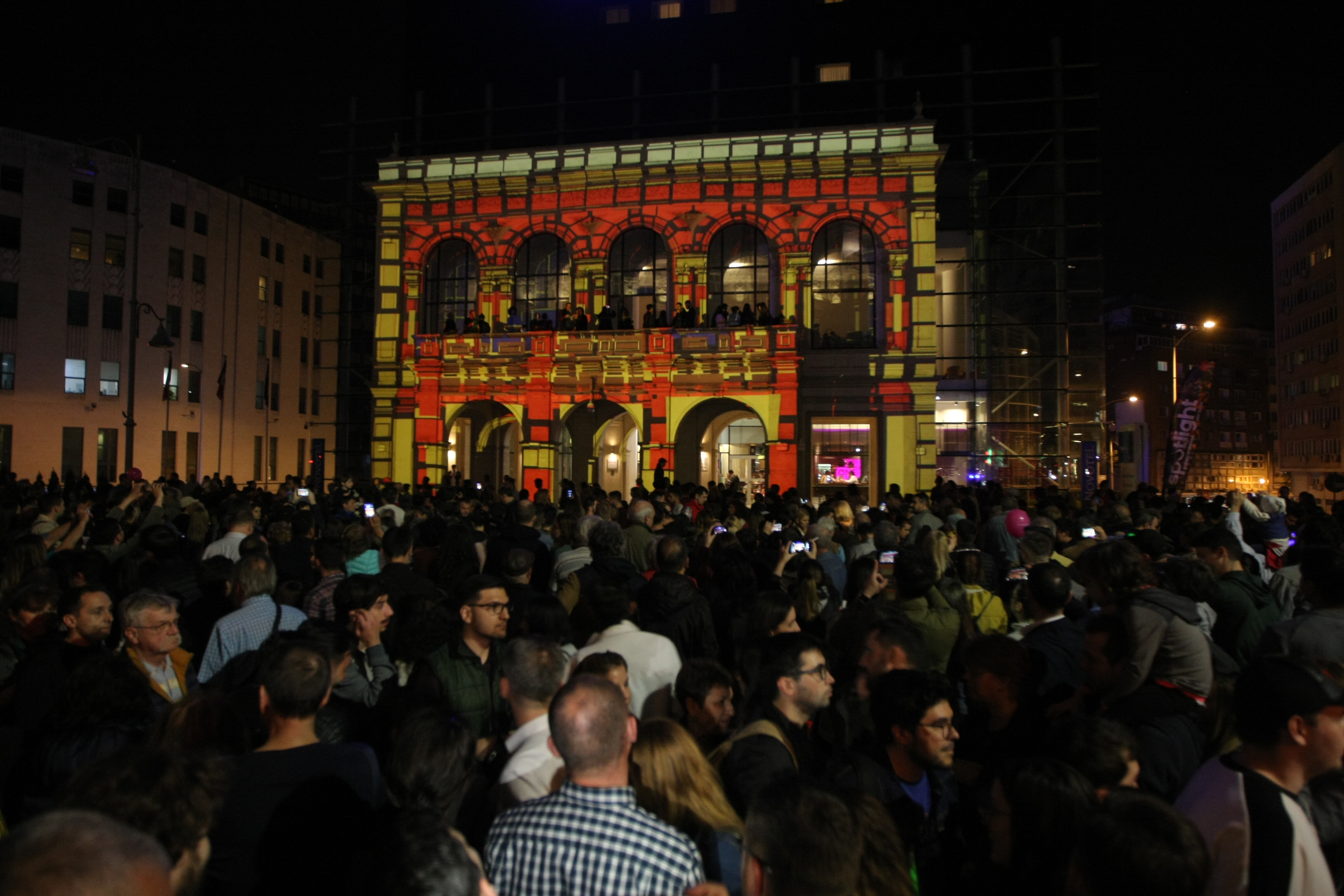 VIDEO. Spotlight 2018 - Bucharest International Light Festival a început! Clădiri emblematice, incluse în premieră în proiect