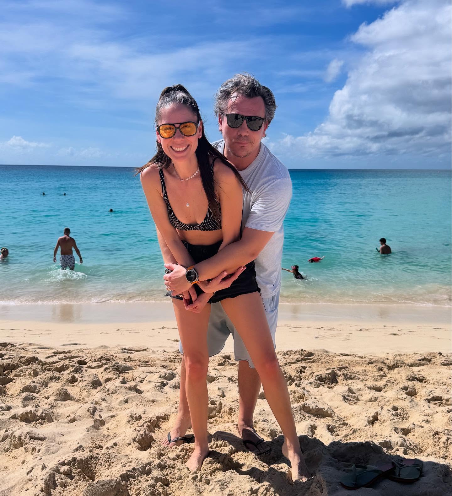 Ce s-a întâmplat când Irina Fodor și soțul Răzvan au ajuns în vacanță în Sint Maarten: „De câteva luni ne facem tot felul de planuri, mai citim despre destinație”