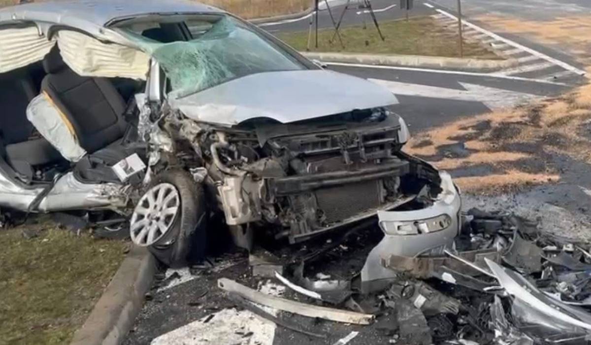 Imagini de la accidentul teribil din Cluj, în care un om a murit și alți 3 au fost răniți: unul dintre șoferi a intrat pe contrasens