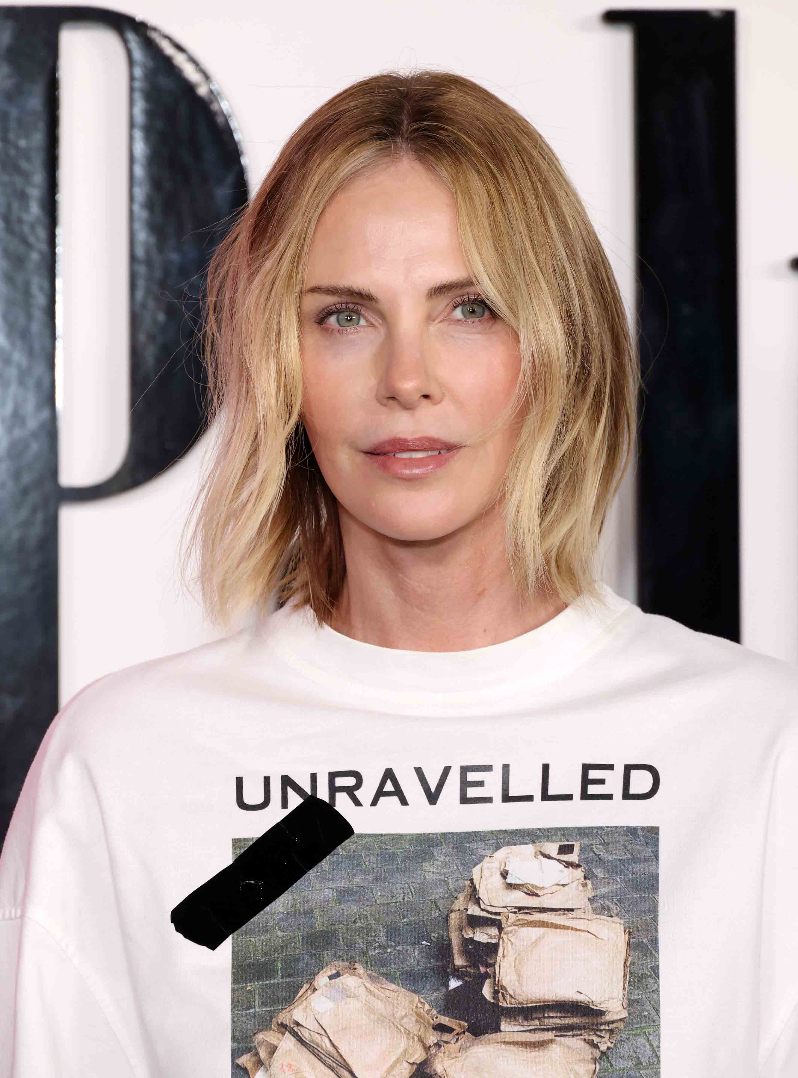 Unde a apărut Charlize Theron după premiera filmului „Apex” pe Netflix. Întâmplarea care a speriat-o teribil pe celebra actriță