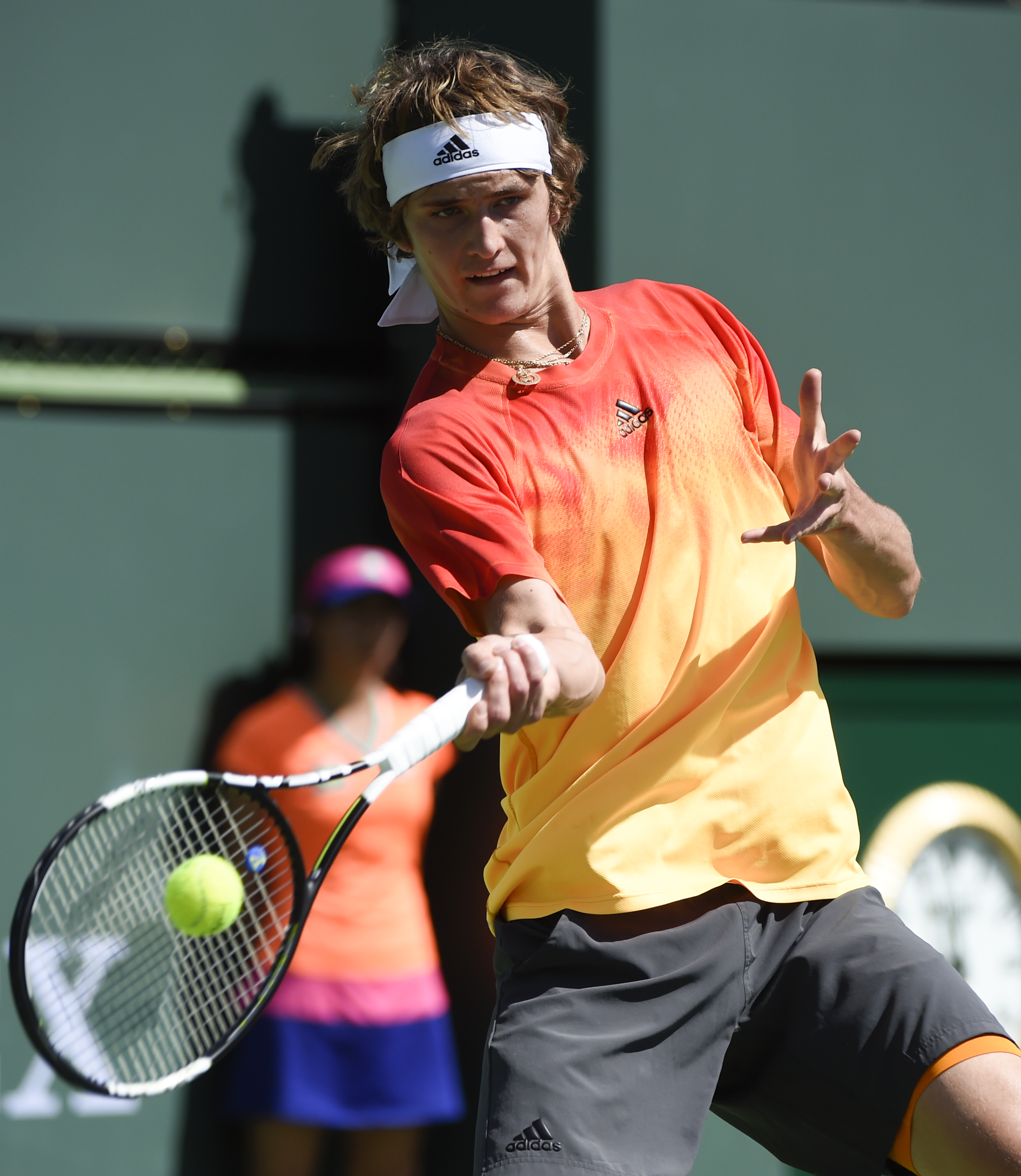 Adio, Nadal! Noul frumușel din tenis este un german! Fetele dau năvală, ca să-l vadă cum se mișcă!