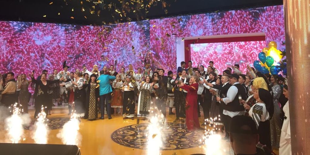 Program TV de Revelion. Ce vedem la televizor în noaptea dintre ani