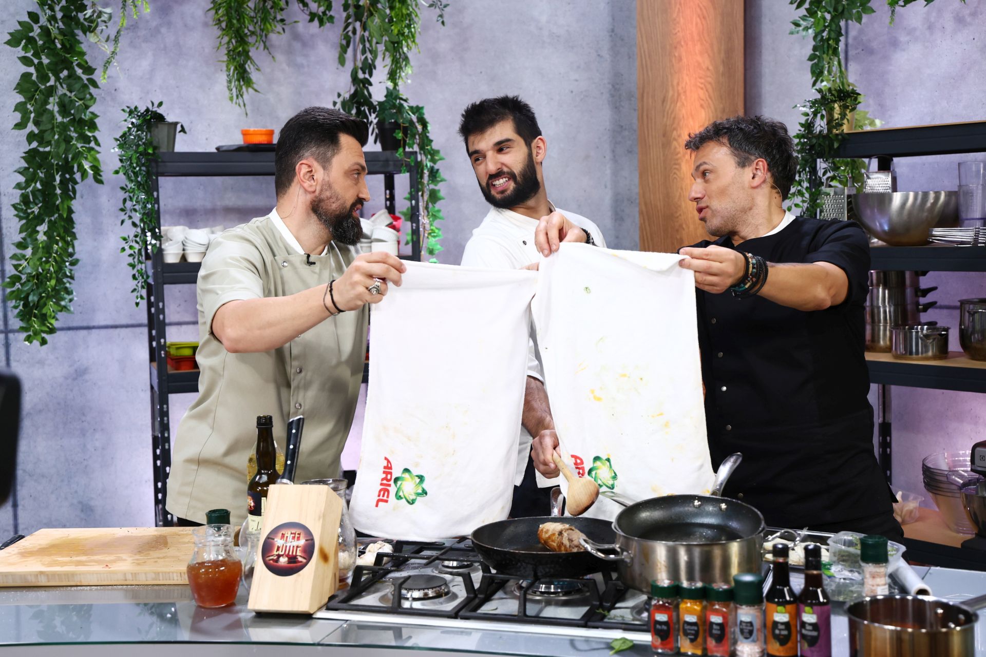 Preparatul care nu ar trebui să lipsească din farfurie pe 8 Martie. Ce recomandă Orlando Zaharia de la „Chefi la cuțite”: „Să nu se supere domnii”