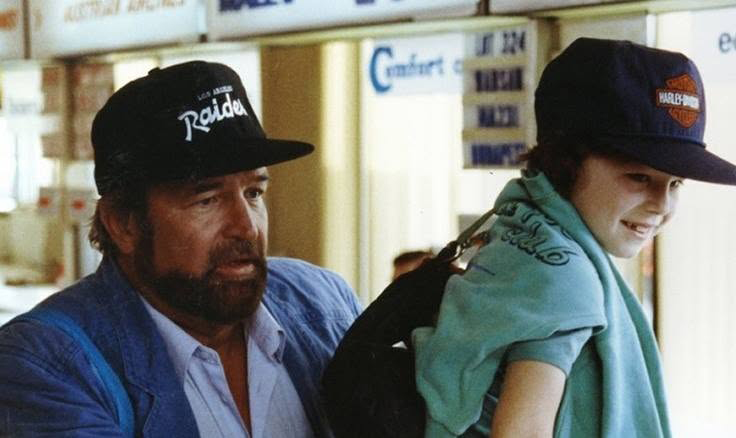 Mi lett vele? Így él most a legendás Hamis a baba című Ötvös Csöpi film gyerekszínésze – azóta őrzi Bujtor István óráját