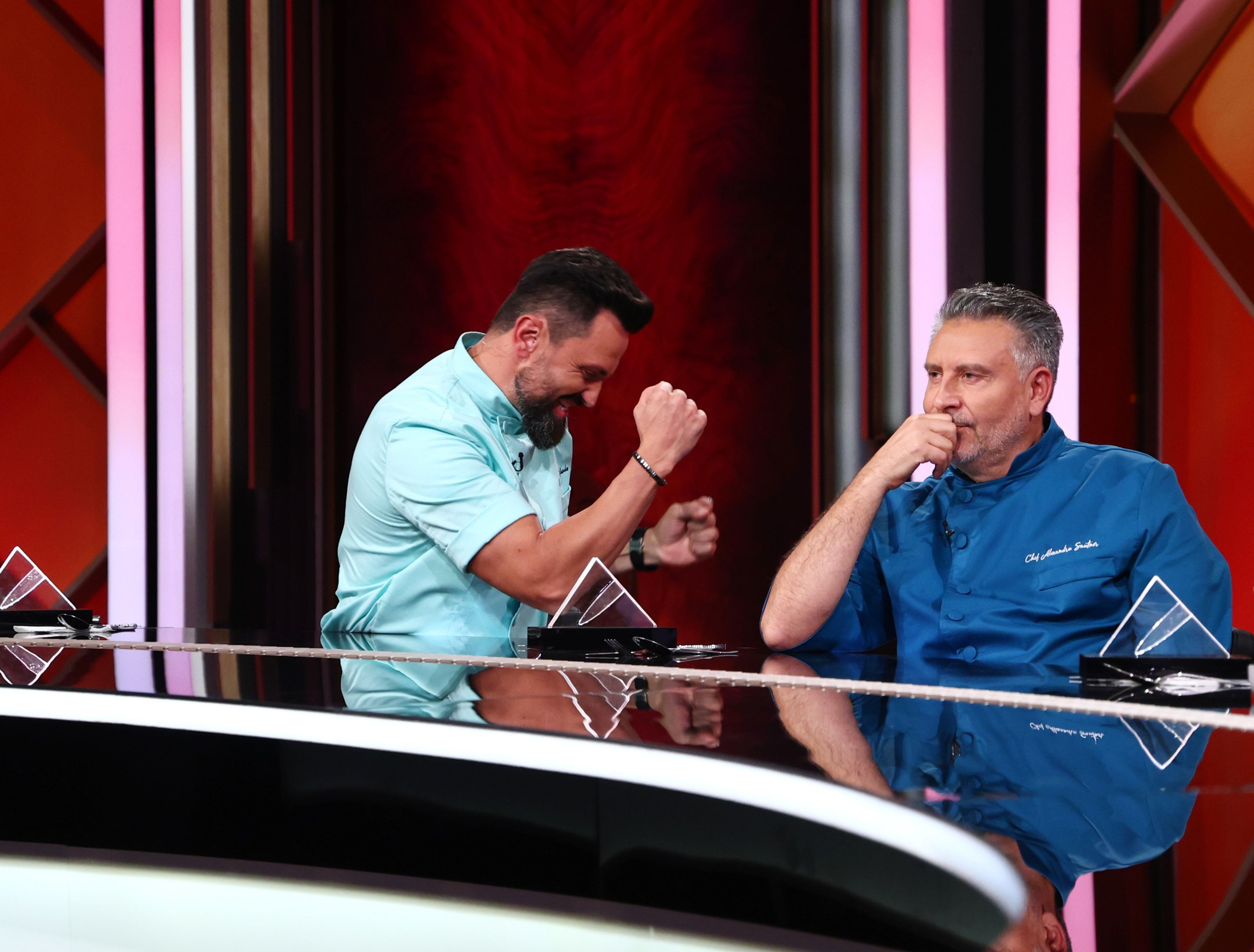 Chef Orlando Zaharia a obținut astfel prima victorie la amuletă din acest sezon „Chefi la cuțite”. Cine i-a pus în dificultate pe jurați