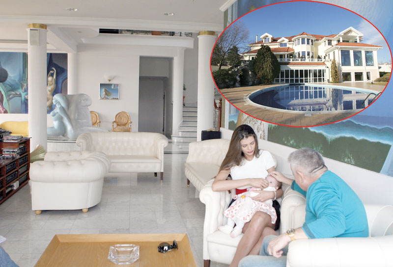 Cum arăta apartamentul în care a locuit Monica Gabor la Bacău. Acum se lăfăie în lux | FOTO