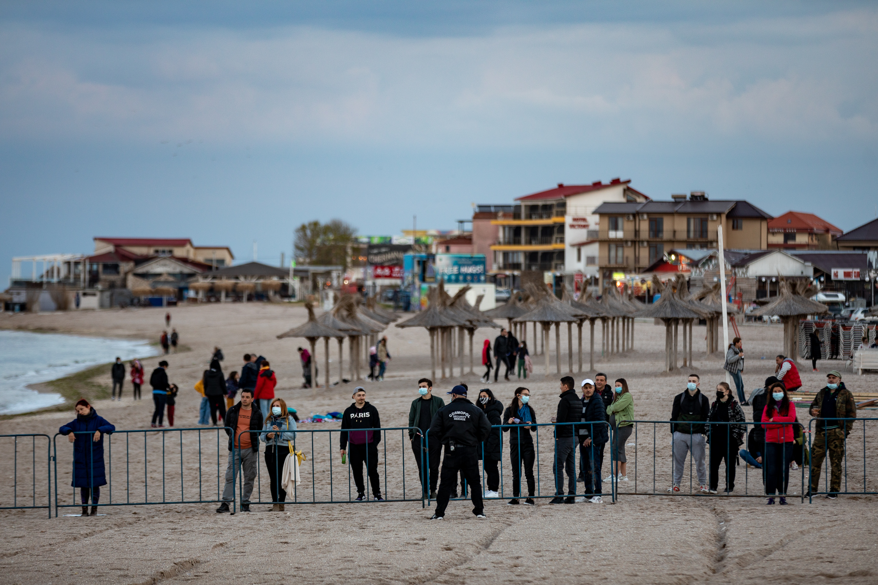 REPORTAJ. „Vama” deschide Vama Veche. Locul în care o să fim mereu tineri şi fericiţi