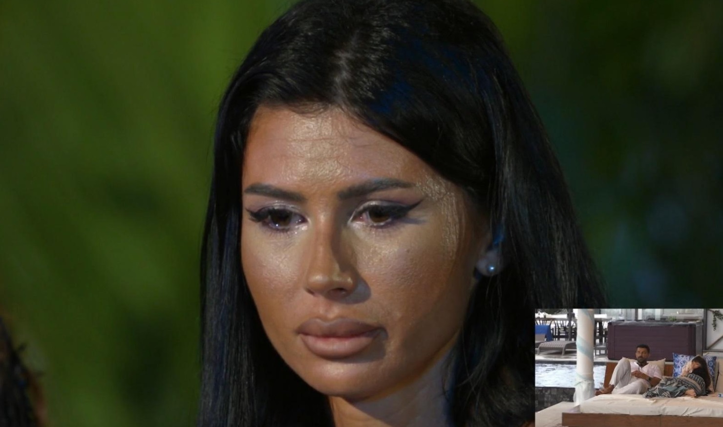 Șiroaie de lacrimi la Insula Iubirii 2025. Bianca Dan e ofticată după ce a văzut imaginile cu Marian Grozavu: „Este naiv! Îl fac astea cum vor ele”