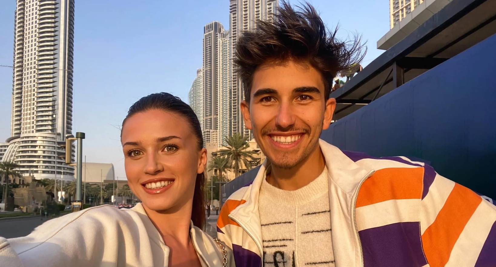 Sebastian Dobrincu s-a împăcat cu Ioana Ignat, după despărțirea de Otniela Sandu. Gestul lui față de cântăreață arată că formează din nou un cuplu
