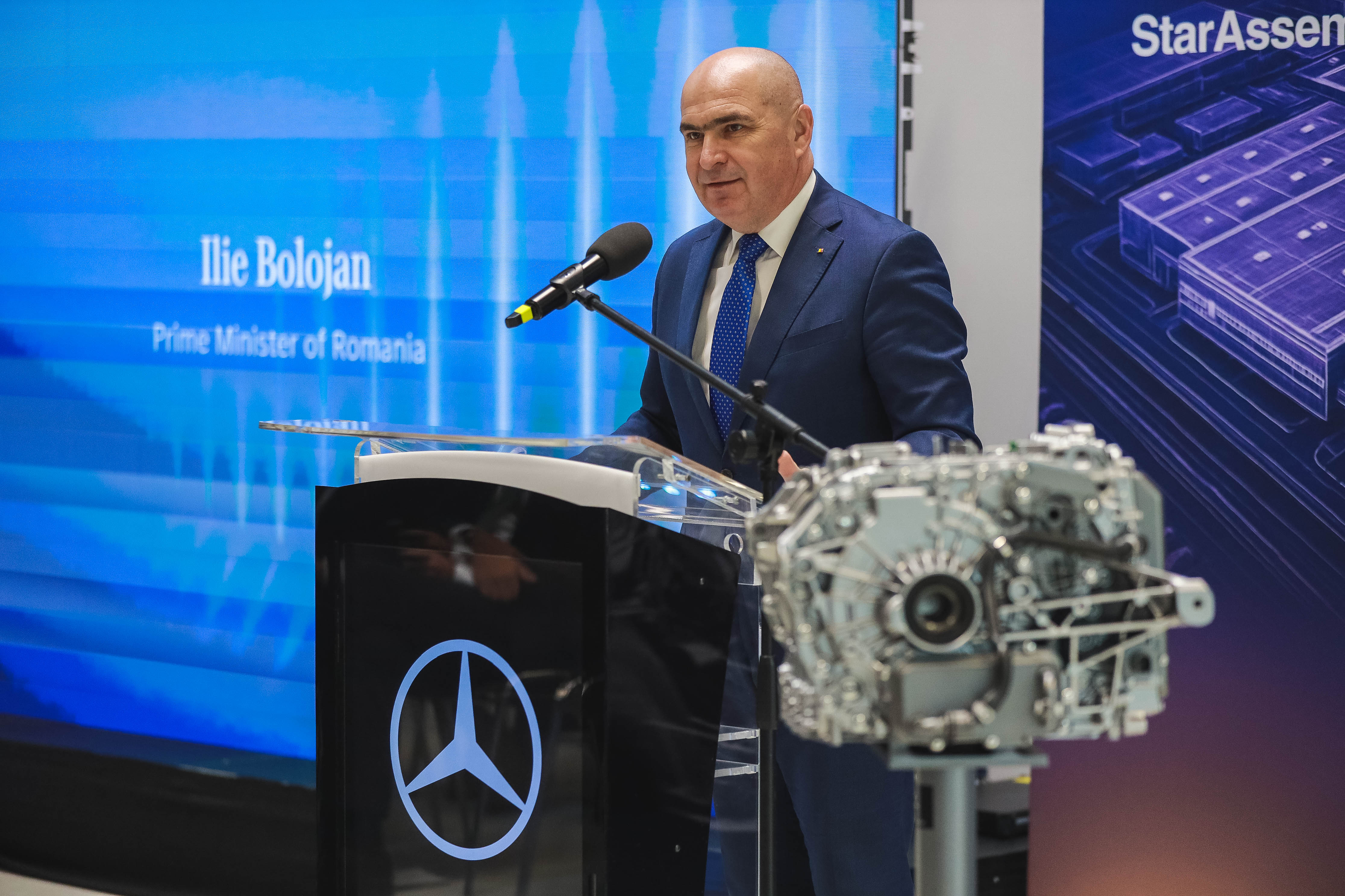 500 de locuri de muncă la noua linie de producție Mercedes-Benz de la Sebeș. A costat peste 100 de milioane de euro și este destinată exclusiv diviziei electrice
