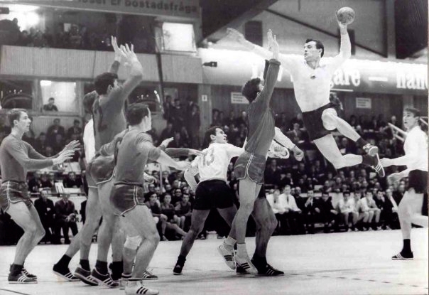 Pierdere pentru sportul mondial: Gheorghe Gruia, ”mâna de aur a planetei”. ^Viciul fatal și ultima confesiune a lui ”nea Guriță” / FOTO&VIDEO