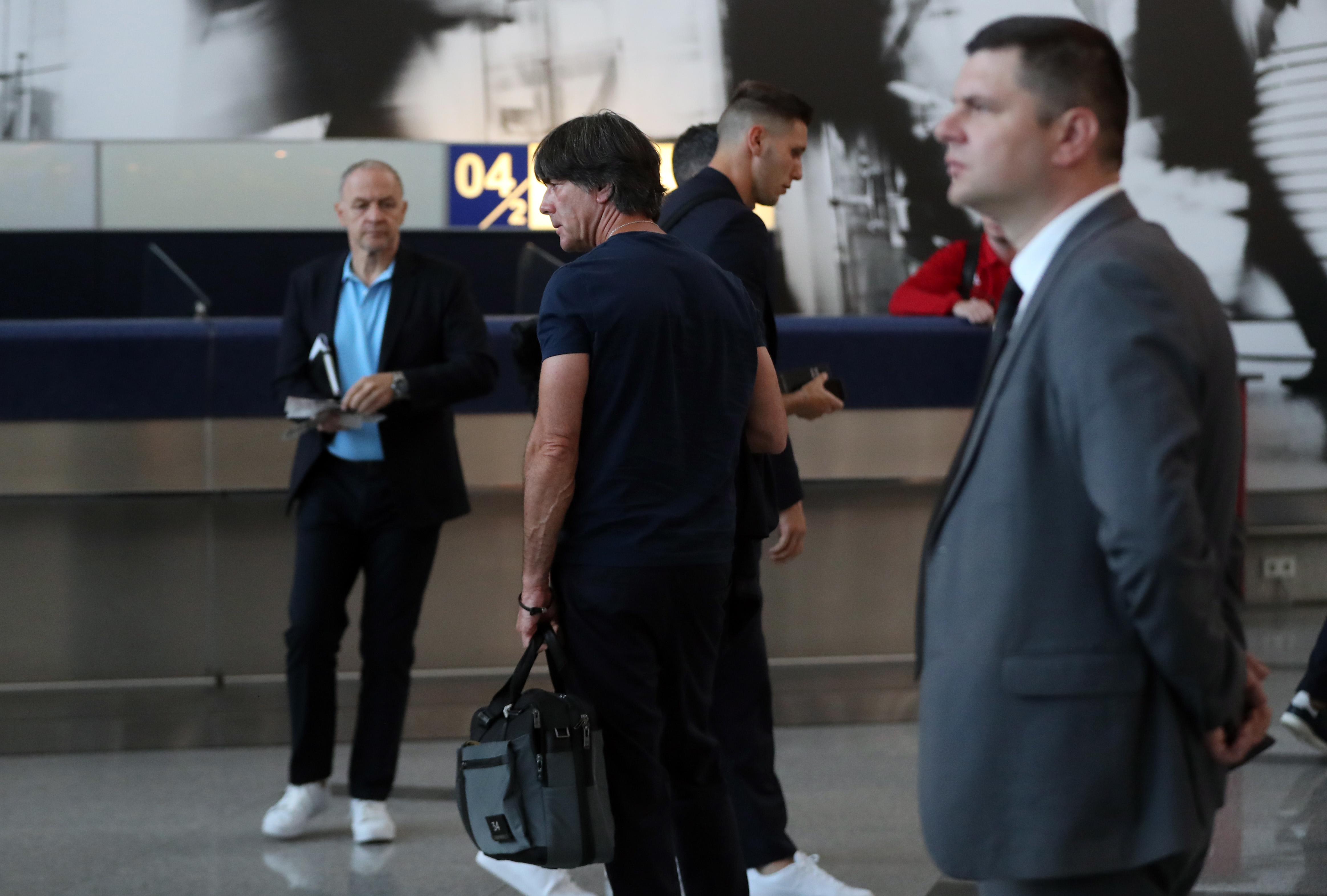 E oficial! Germania a plecat de la Mondiale. Pe nemți ești sigur că i-ai bătut abia când îi vezi urcați în autocar. Ce a titrat Bild | FOTO