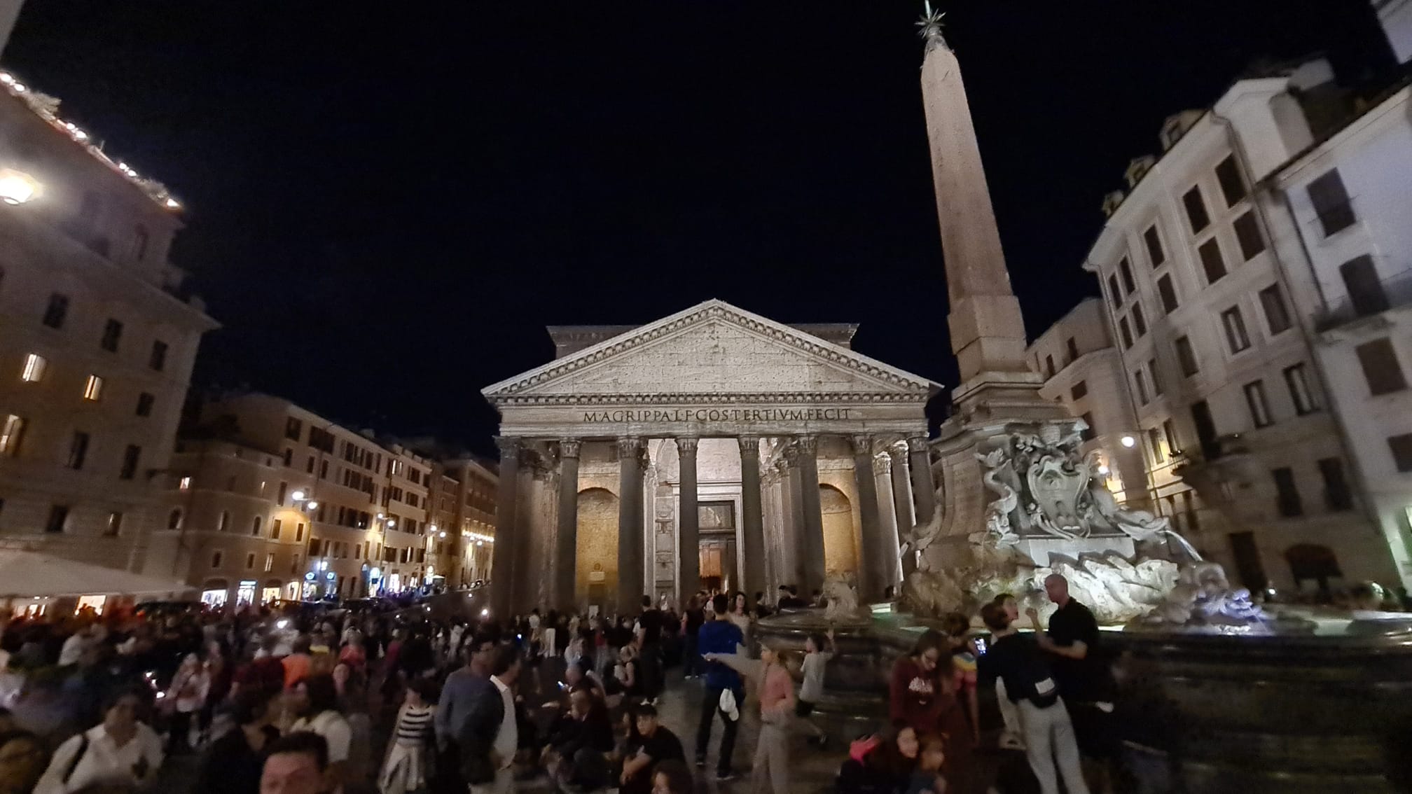 REPORTAJ. Roma și-a regăsit turiștii, după o luptă lungă cu pandemia de Covid-19