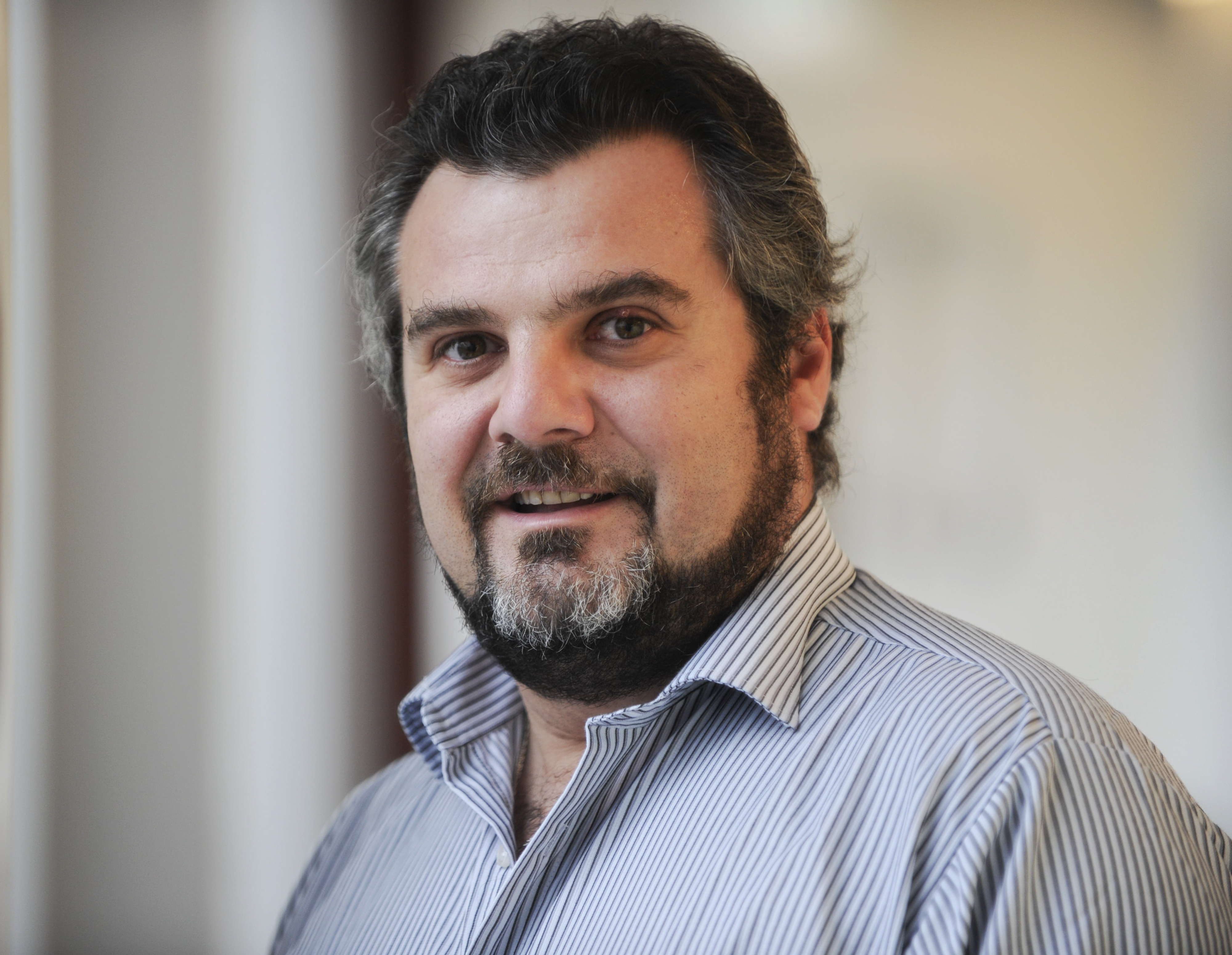 De la Filarmonica din Timișoara la Opera din Oslo. Povestea lui Mihai Sîmboteanu: "Sunt român și patriot, dar nu mai aparțin acelei lumi!"