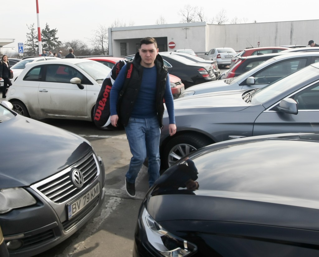 Nicu, fratele Simonei Halep, colindă America alături de prospăta lui soţiei! 