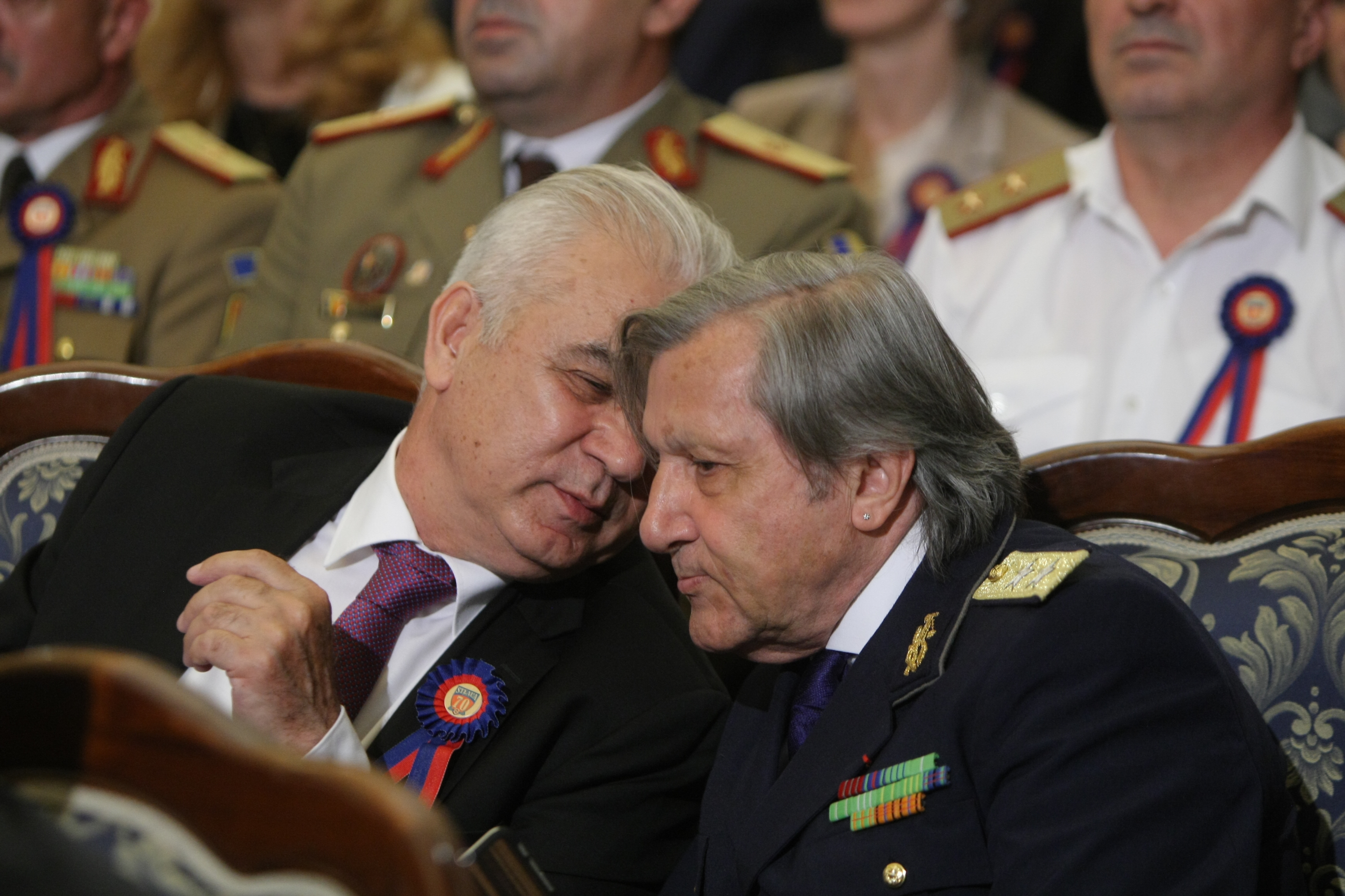 Clubul CSA Steaua împlinește 70 de ani. Marea sărbătoare, la Cercul Militar. S-a vorbit tot de fotbal: ”Echipa va juca în Liga 4”. Năstase a venit îmbrăcat în general/ FOTO
