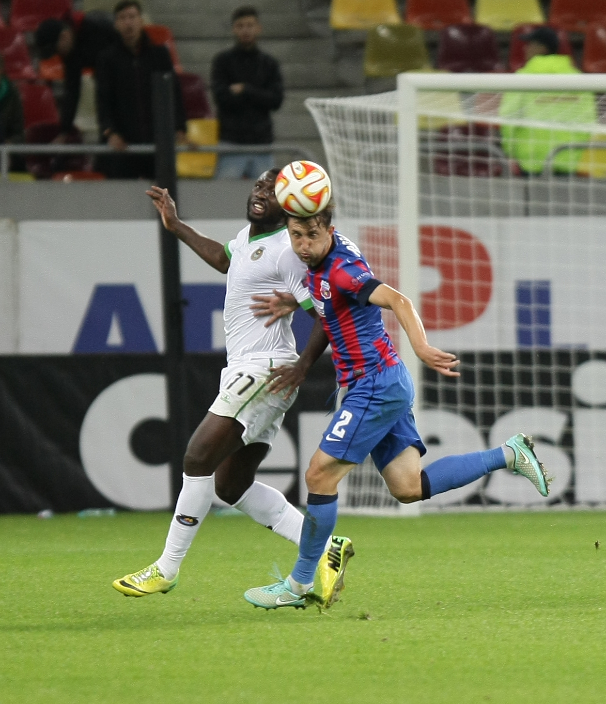 VIDEO&FOTO / LIGA EUROPA: Steaua - Rio Ave 2-1. A decis Raul Rusescu