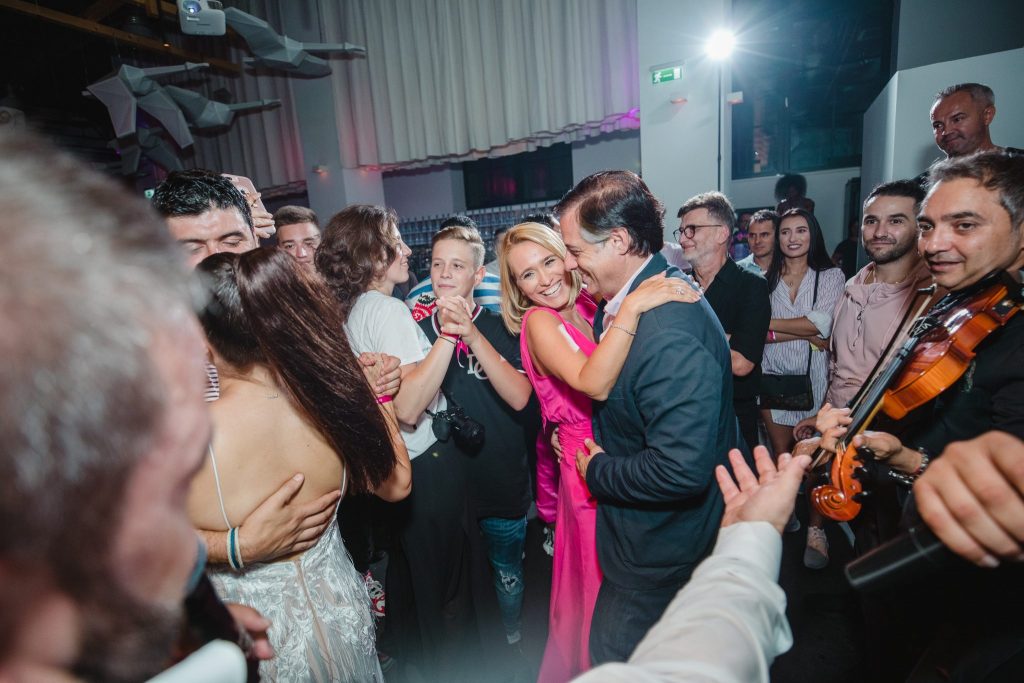 Fiica Andreei Esca a avut cea mai tare petrecere de majorat. Imagini de senzație de la aniversarea Alexiei | FOTO