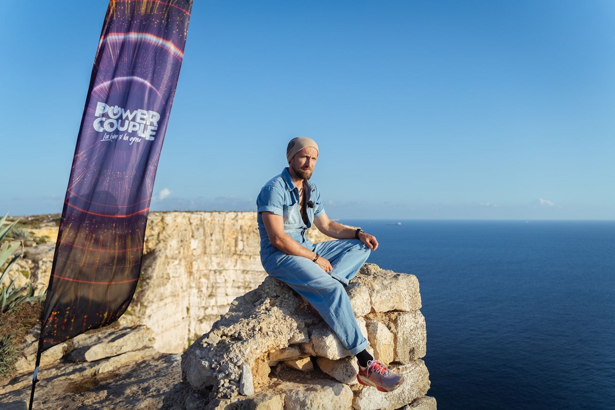 Dani Oțil prezintă „Power Couple România - La bine și la greu”, noua emisiune de la Antena 1. 9 cupluri de vedete participă