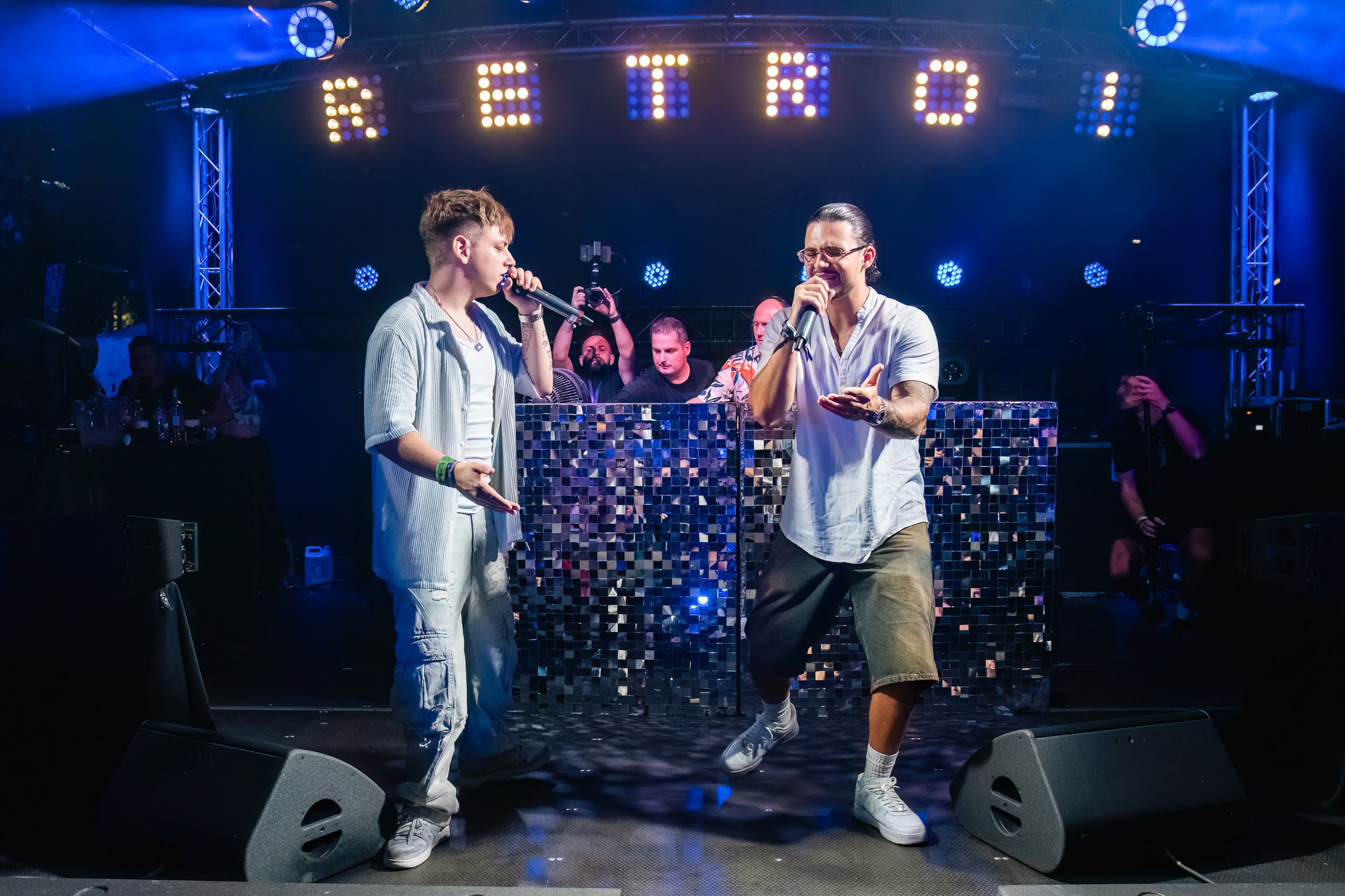 Ce a pățit Dragoș Bucur când a urcat pe scena unui festival de muzică: „Trebuie sa recunosc un lucru”