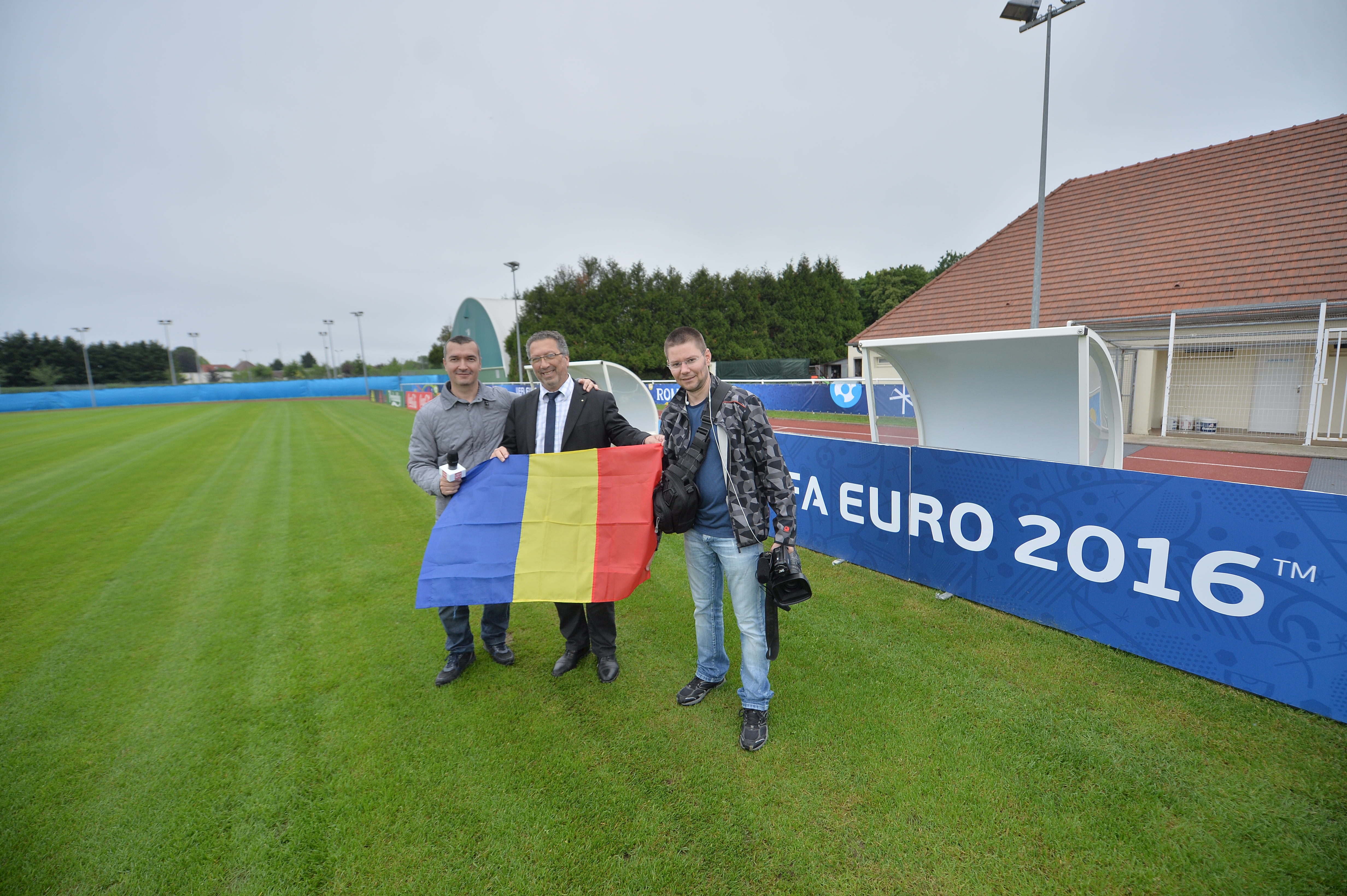 Euro 2016. Corespondență din Franța. Trupele antitero au controlat camerele tricolorilor de la hotelul în care vor locui în Franța. Naționala României ajunge duminică la Paris EXCLUSIV&FOTO