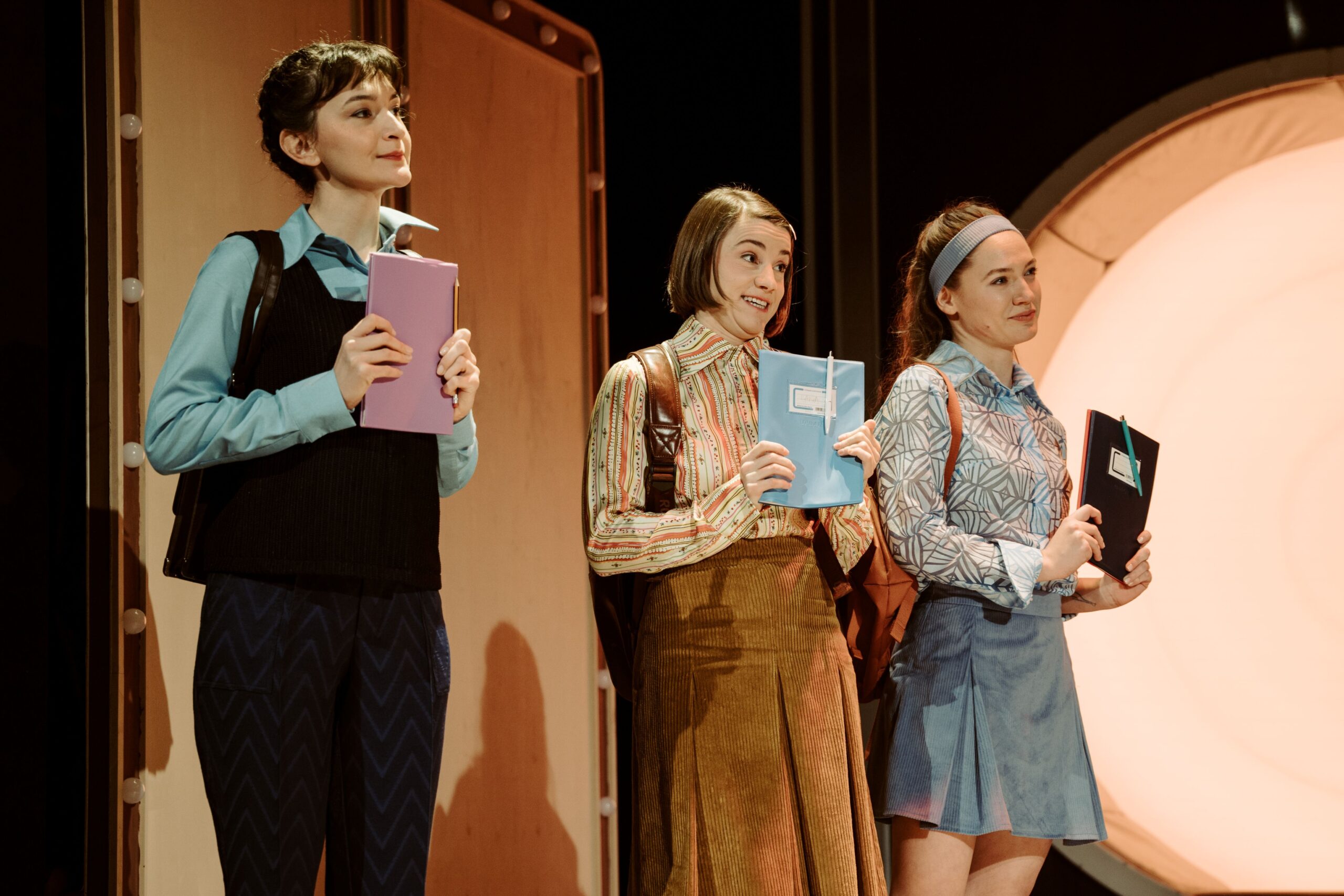 Romanul cult „Muzici și faze” devine spectacol de teatru. Cristian Ban recreează adolescența anilor '70: „Mi-ar plăcea ca lumea să iasă copleșită de la spectacol”
