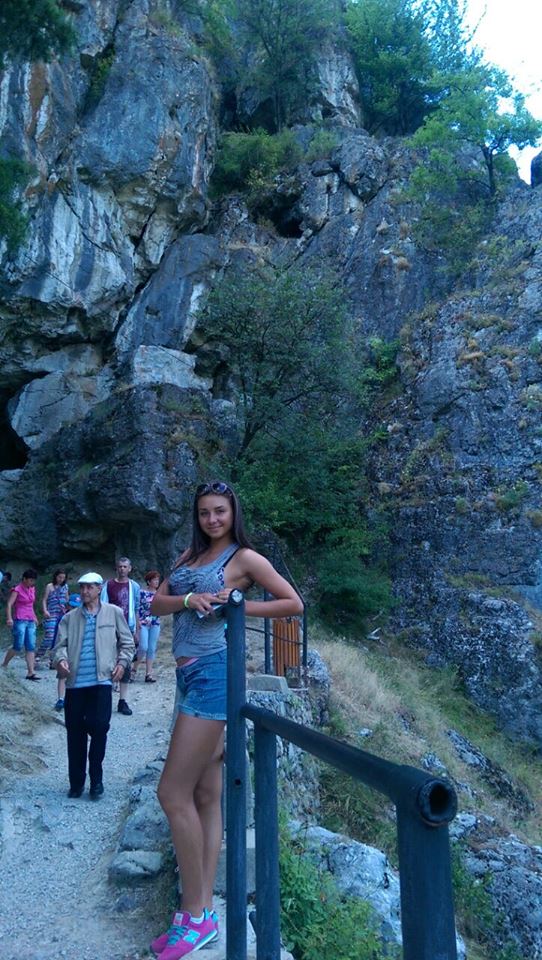 Elena Mădălina Căpraru, jucătoare de tenis suspendată pentru dopaj, comentează cazul Maria Șarapova: ”Toate sportivele de acest nivel au nevoie de suplimente”. Cum o dopa antrenorul Laurențiu Basarab: ”Putea să mă omoare!”