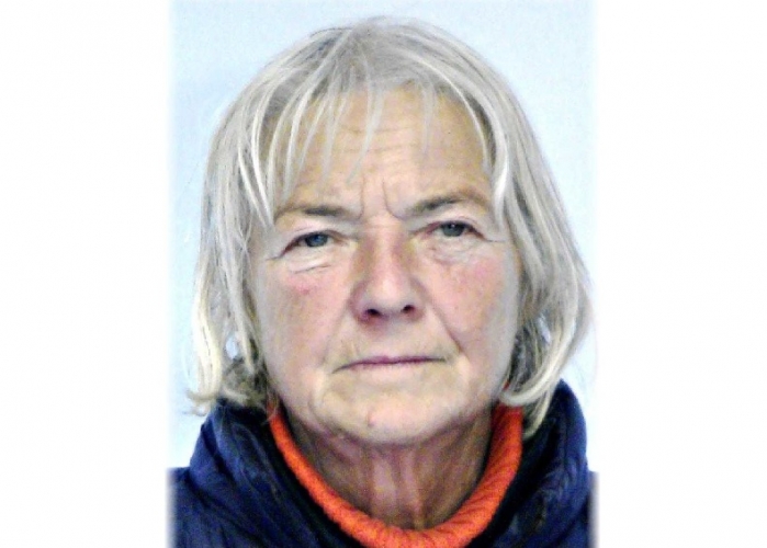 Óriási a baj! Parkoló autóból tűnt el egy nő Budapesten - Mindenki keresi