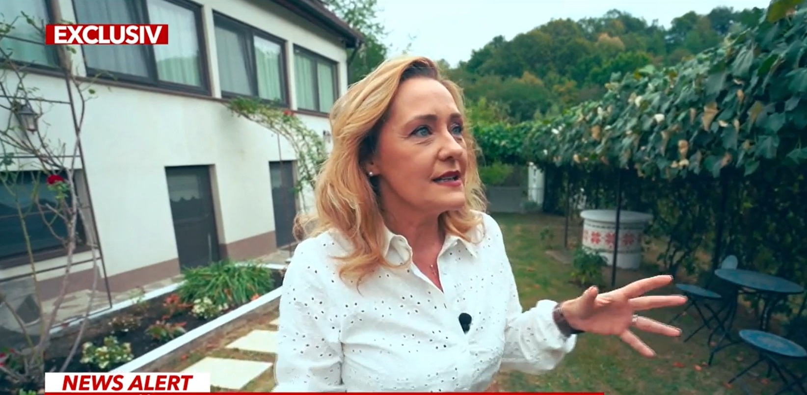 Imagini cu casa în care locuiește Elena Lasconi în Câmpulung Muscel. A descris-o ca fiind căminul visurilor sale